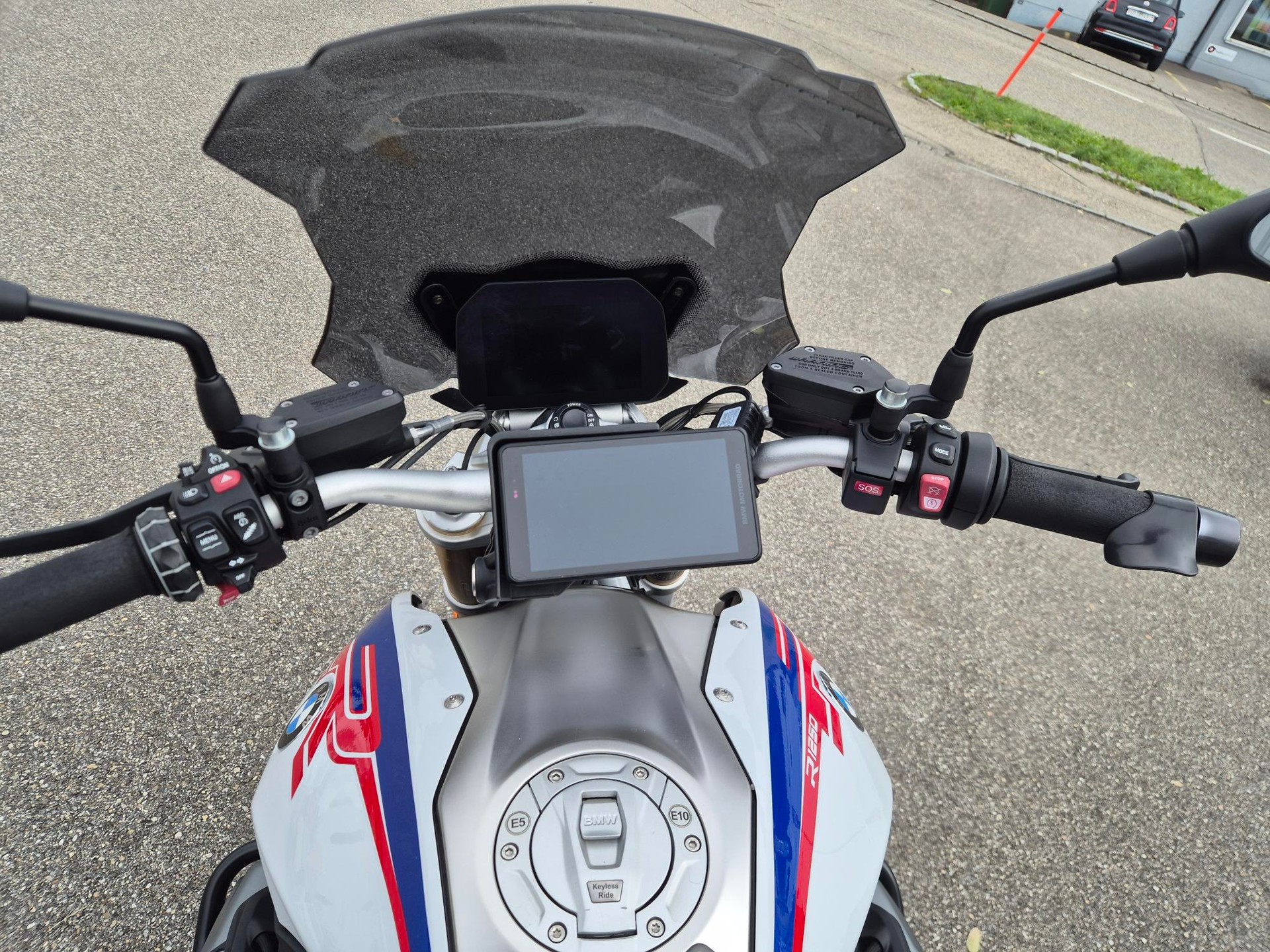 BMW R 1250 R ABS-image-11
