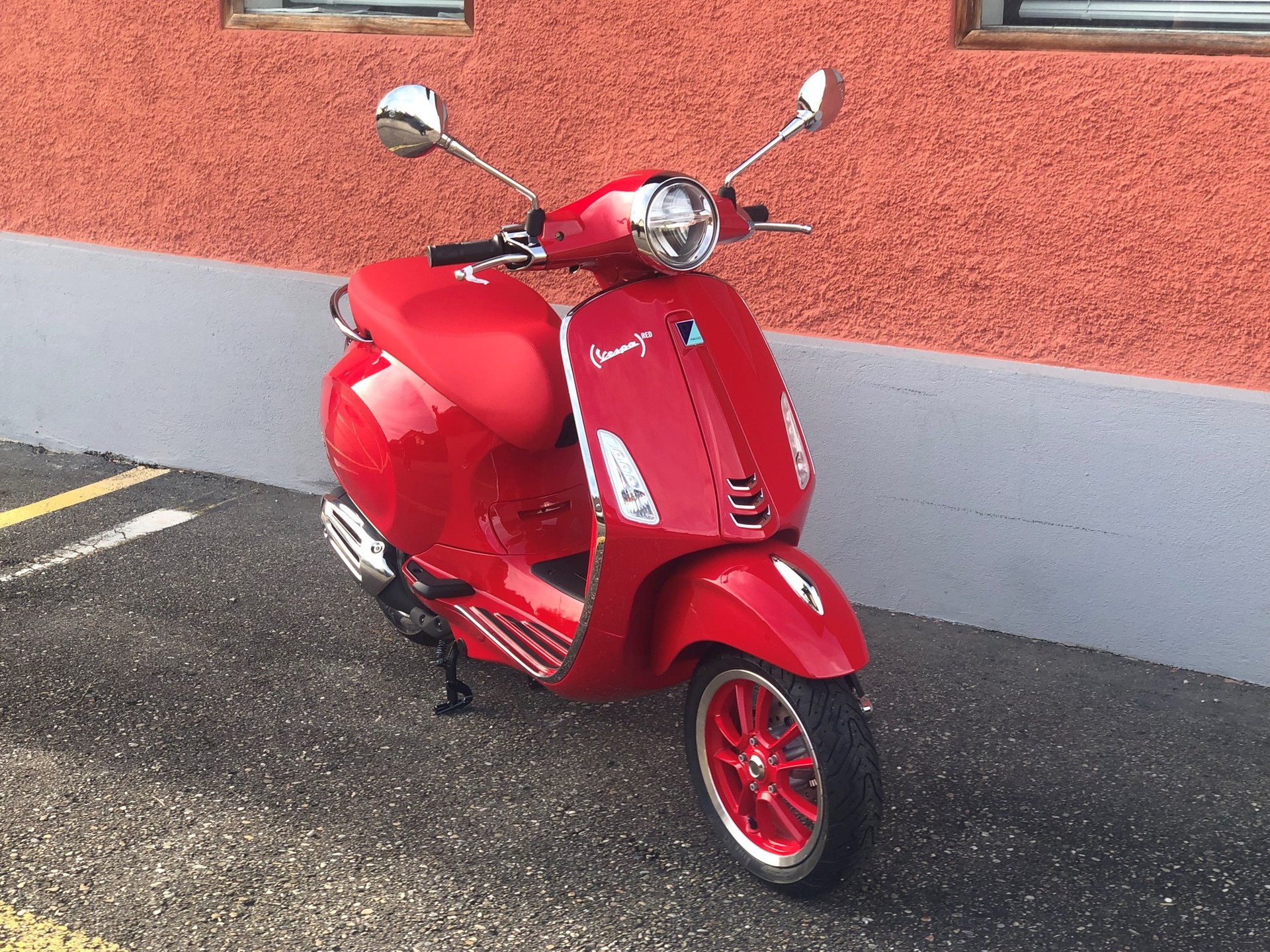 PIAGGIO Vespa 125 Primavera RED-image-2