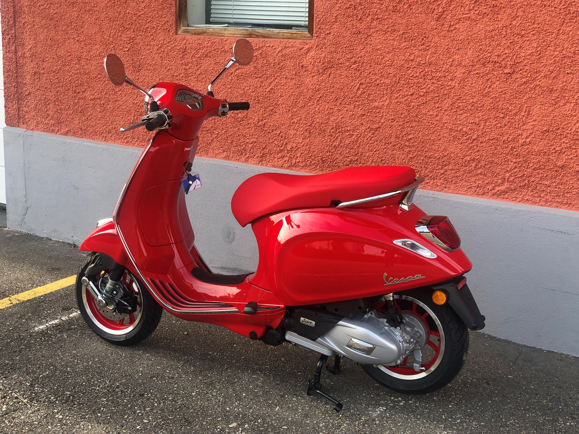 PIAGGIO Vespa 125 Primavera RED-image-4