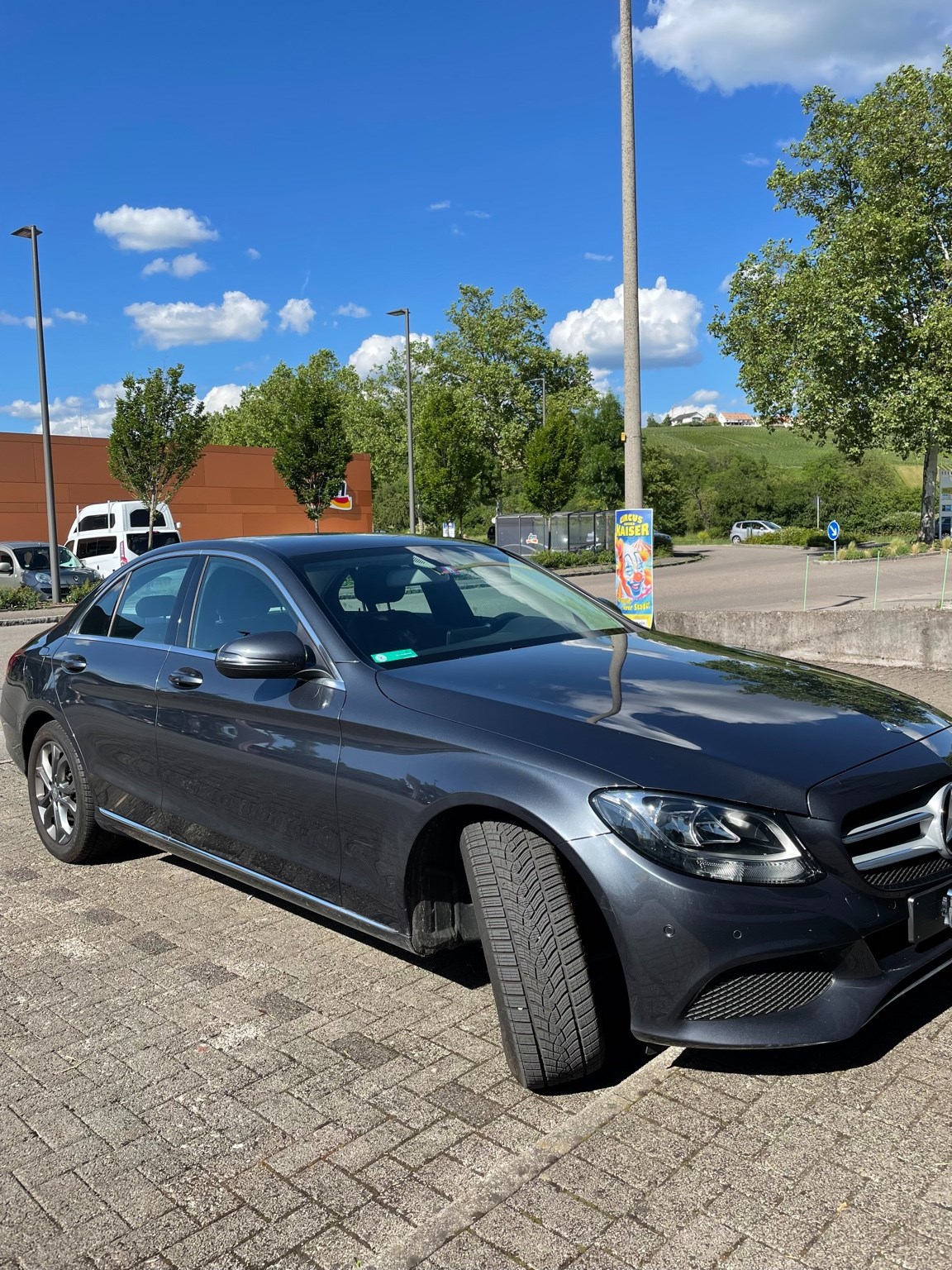 MERCEDES-BENZ C 180-image-11