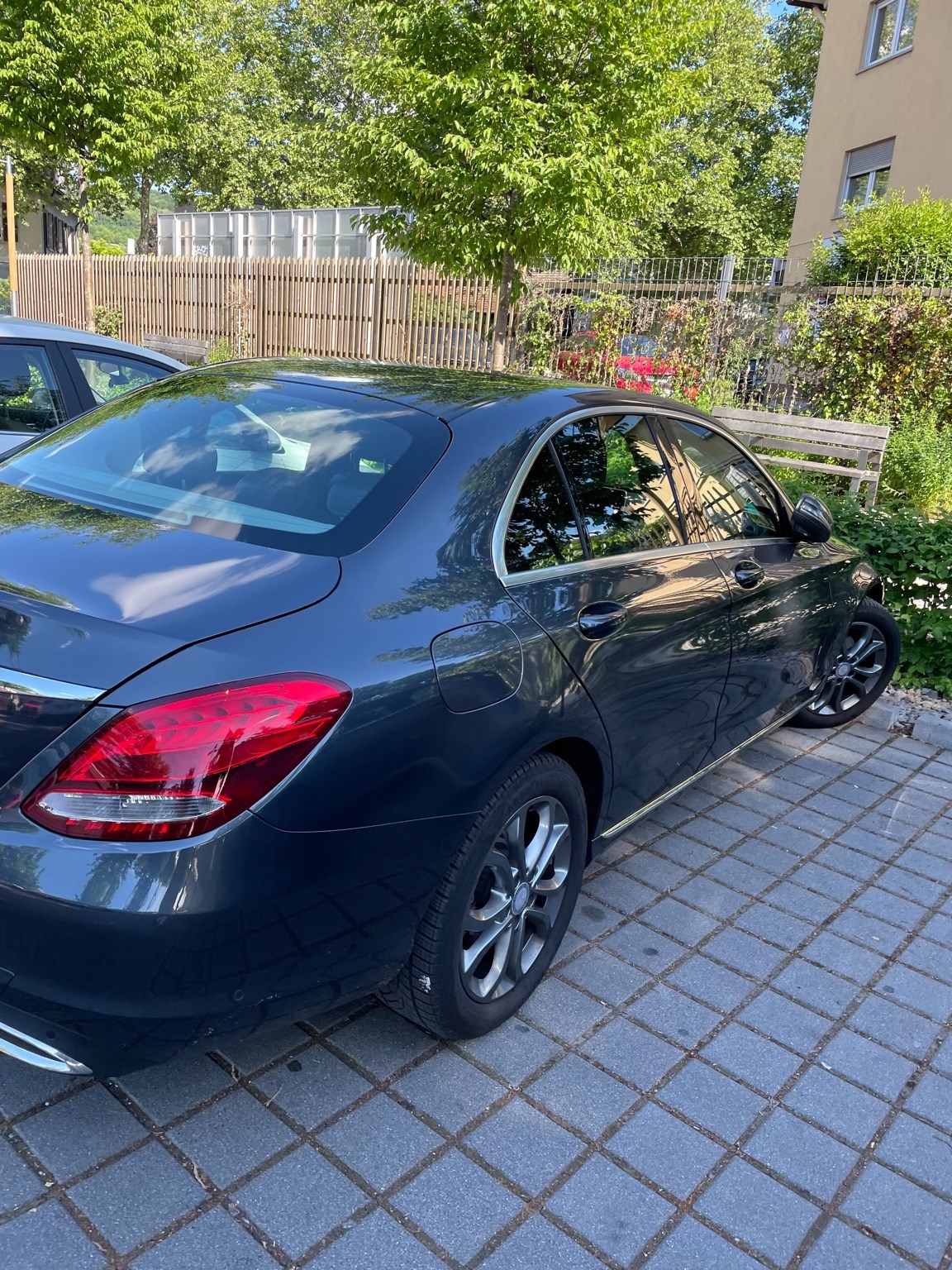 MERCEDES-BENZ C 180-image-12