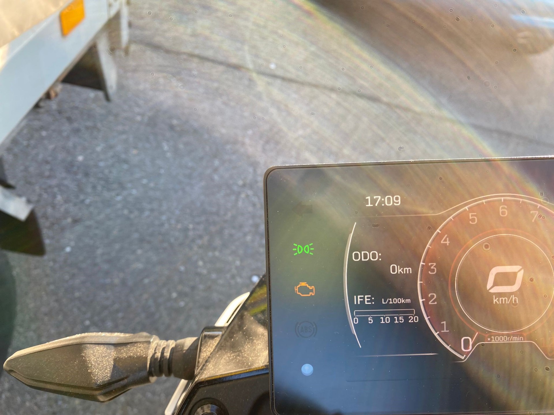 CF MOTO 650 NK-image-3
