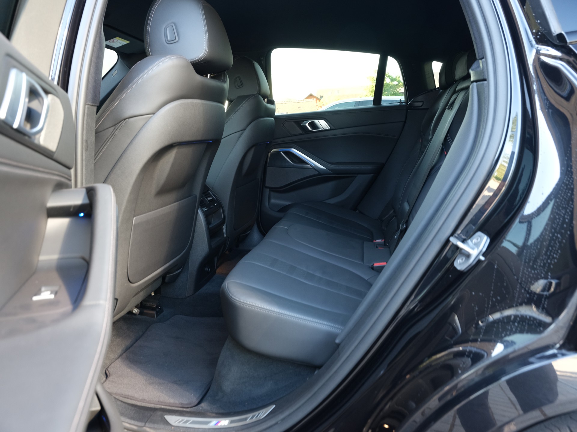 BMW X6 xDrive 30d M/// Sport Paket Steptronic-image-22