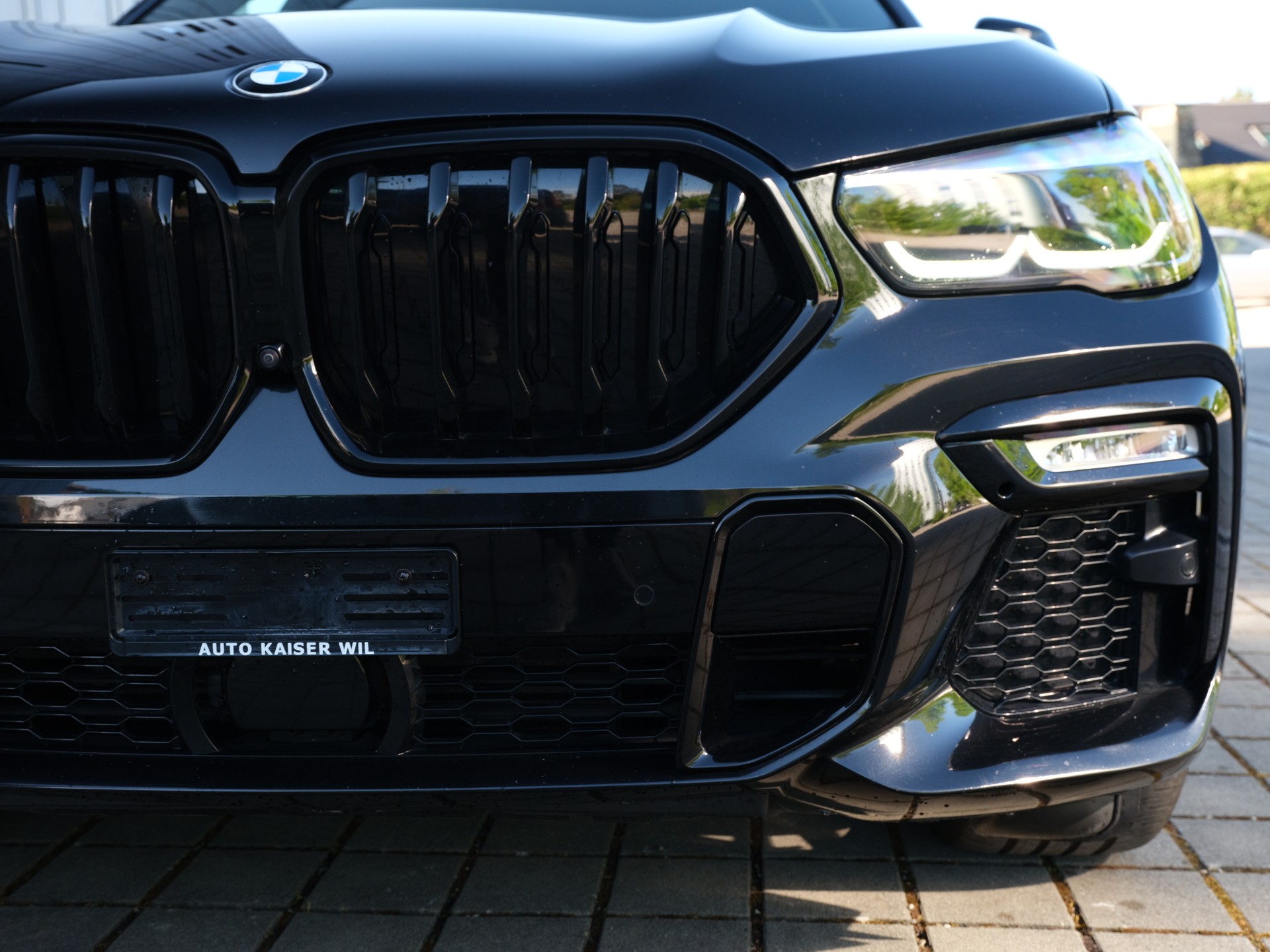 BMW X6 xDrive 30d M/// Sport Paket Steptronic-image-5