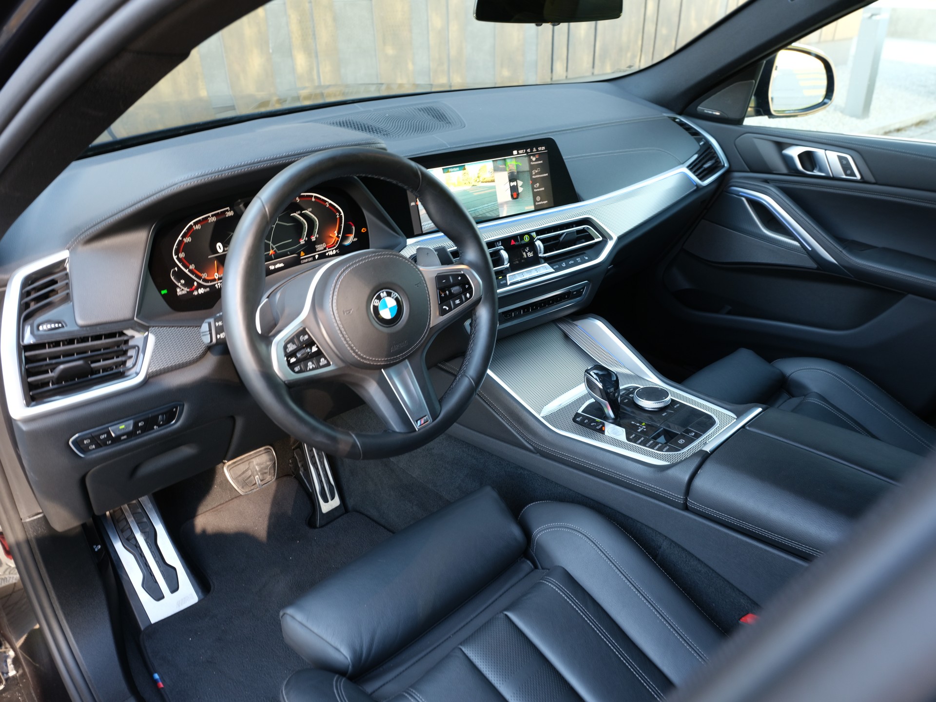 BMW X6 xDrive 30d M/// Sport Paket Steptronic-image-13