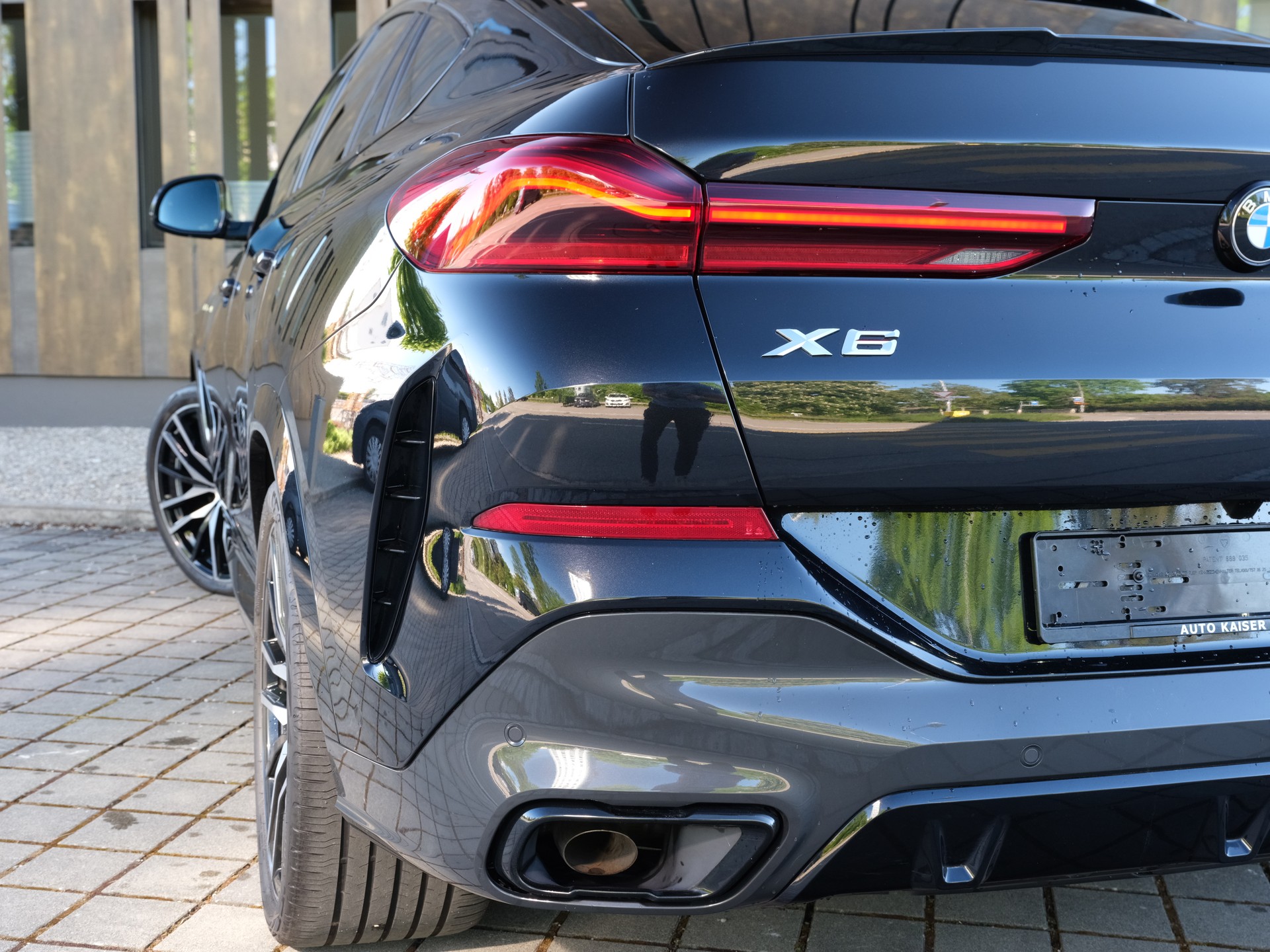 BMW X6 xDrive 30d M/// Sport Paket Steptronic-image-9