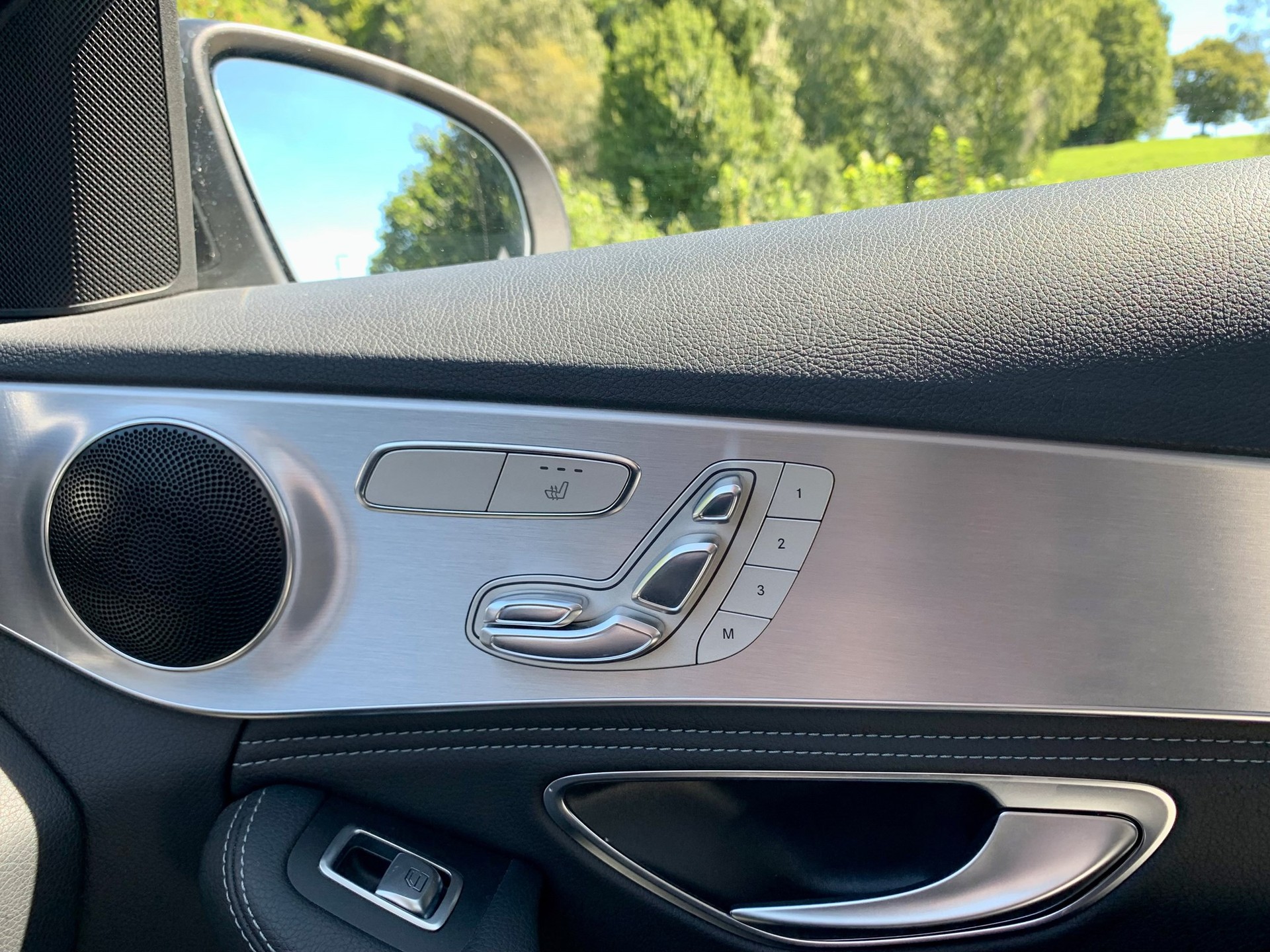 MERCEDES-BENZ C 400 Avantgarde 4Matic 7G-Tronic-image-3