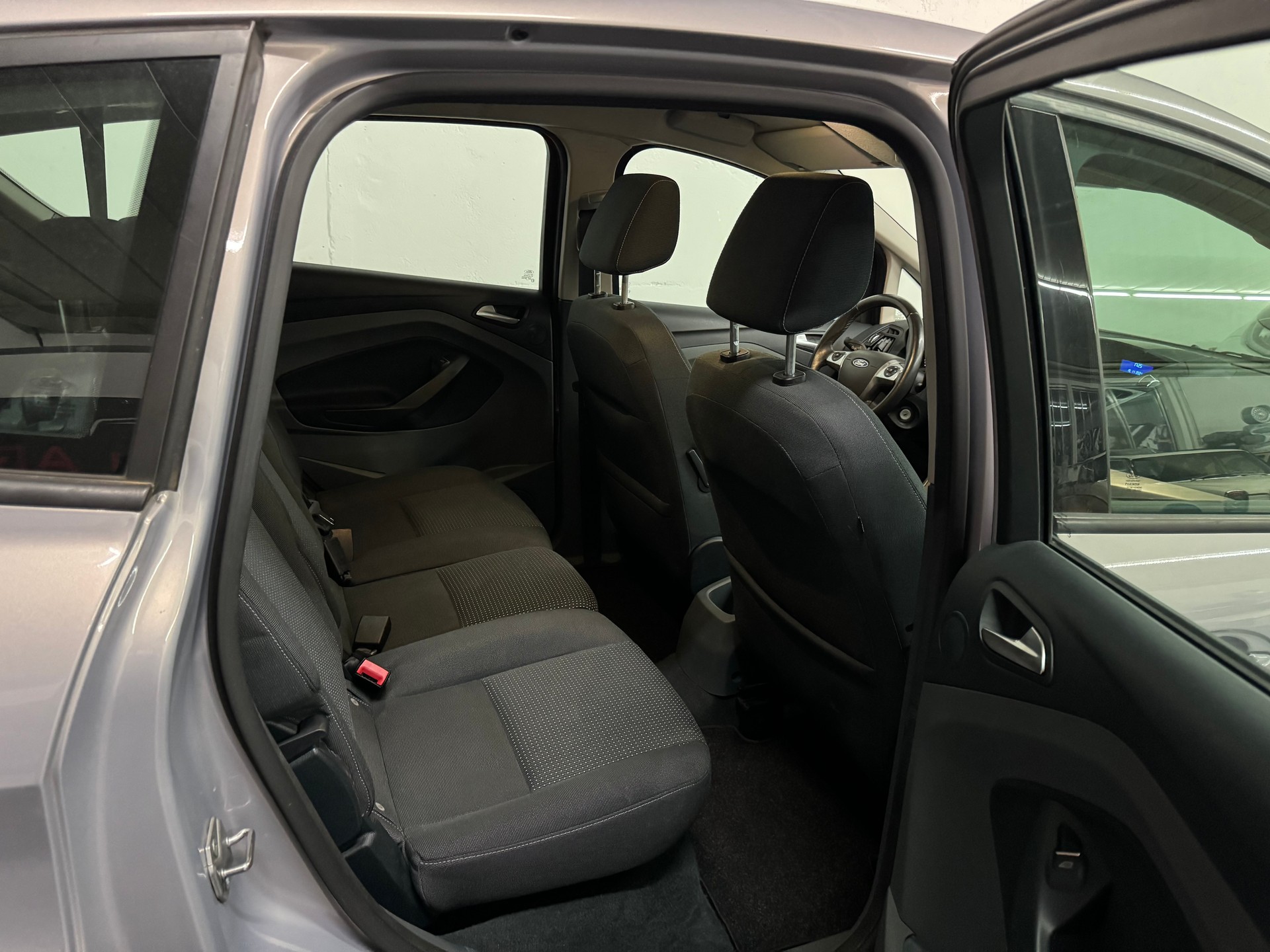 FORD C-Max 2.0 TDCi Carving PowerShift-image-17