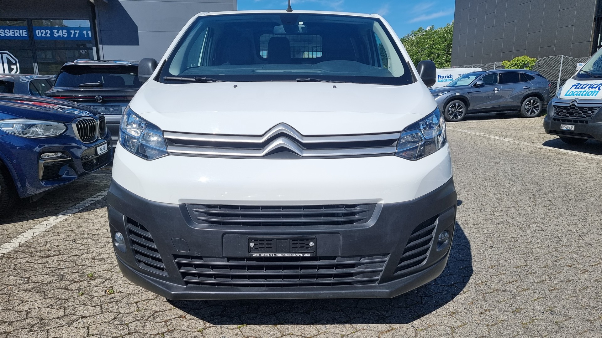 CITROEN Jumpy 2.0 BlueHDi 120 M Club EAT8-image-4
