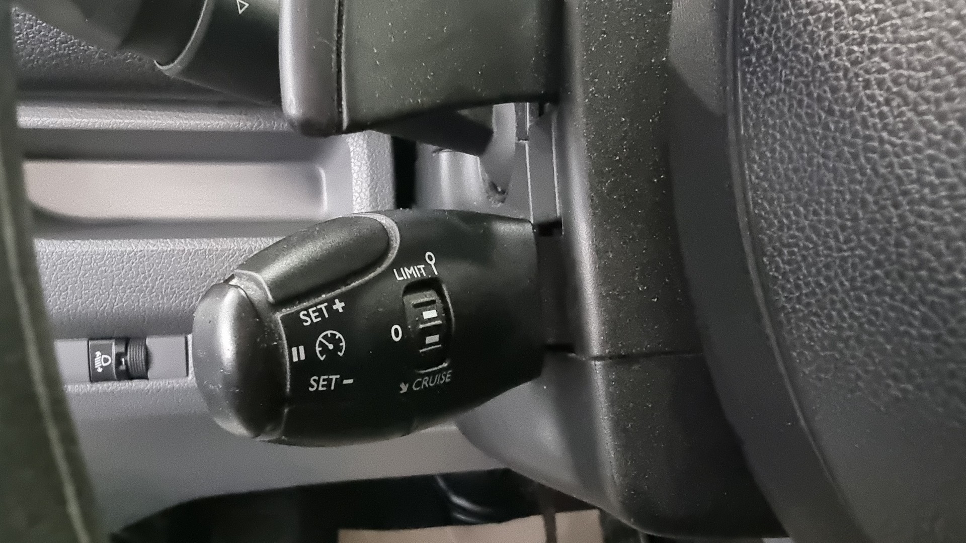 CITROEN Jumpy 2.0 BlueHDi 120 M Club EAT8-image-12