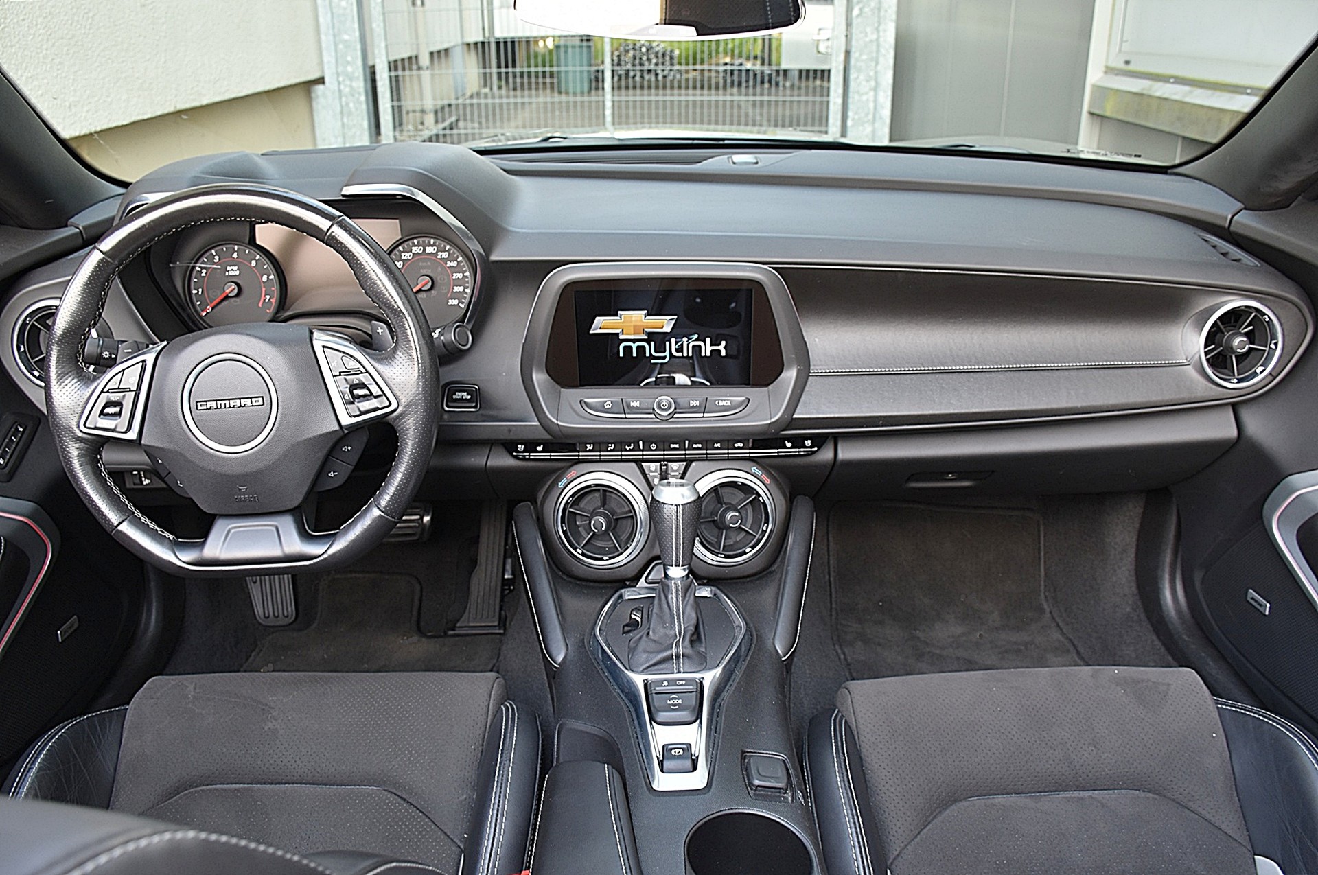 CHEVROLET Camaro 6.2-image-8