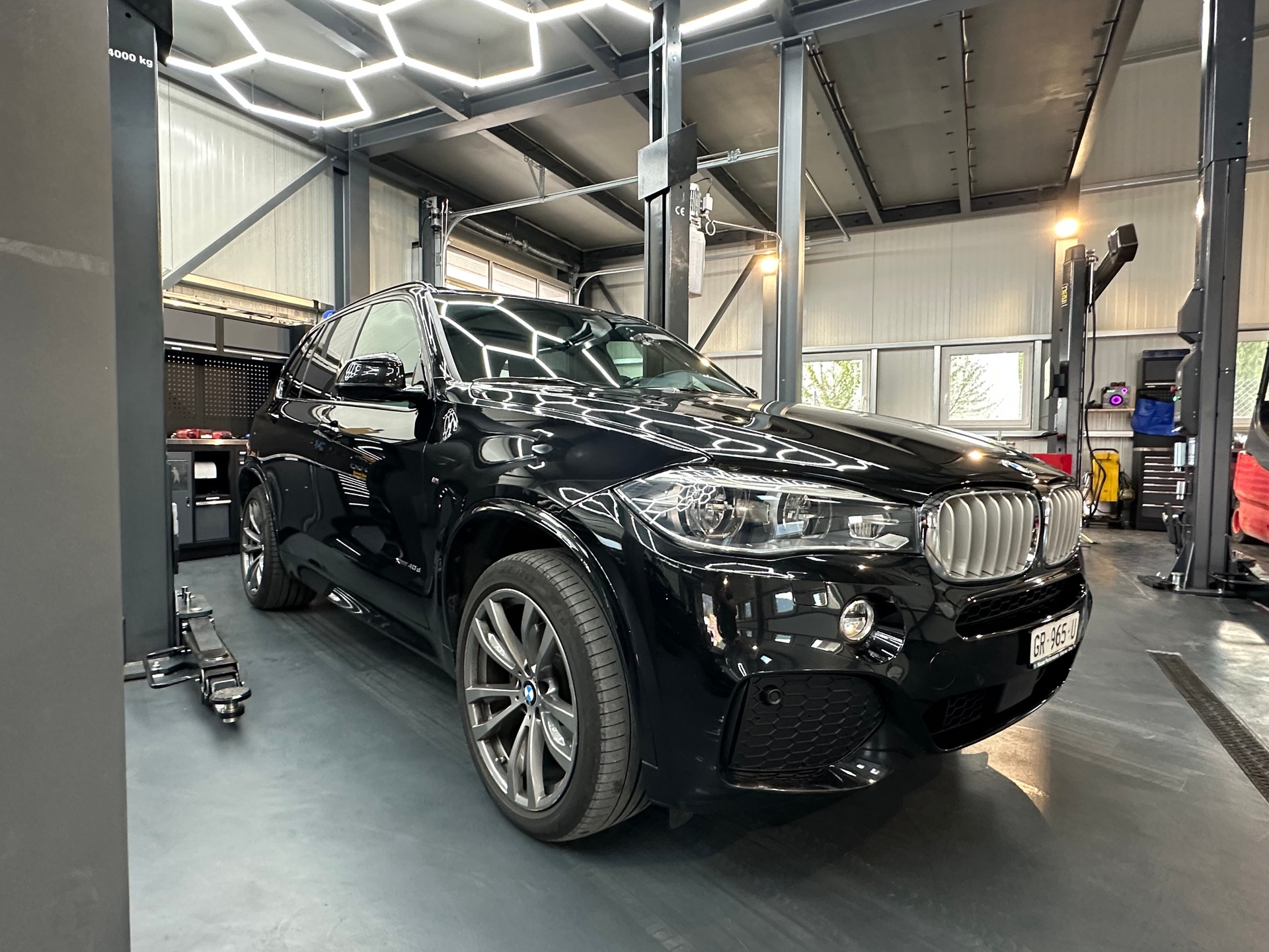 BMW X5 xDrive 40d Steptronic-image-3