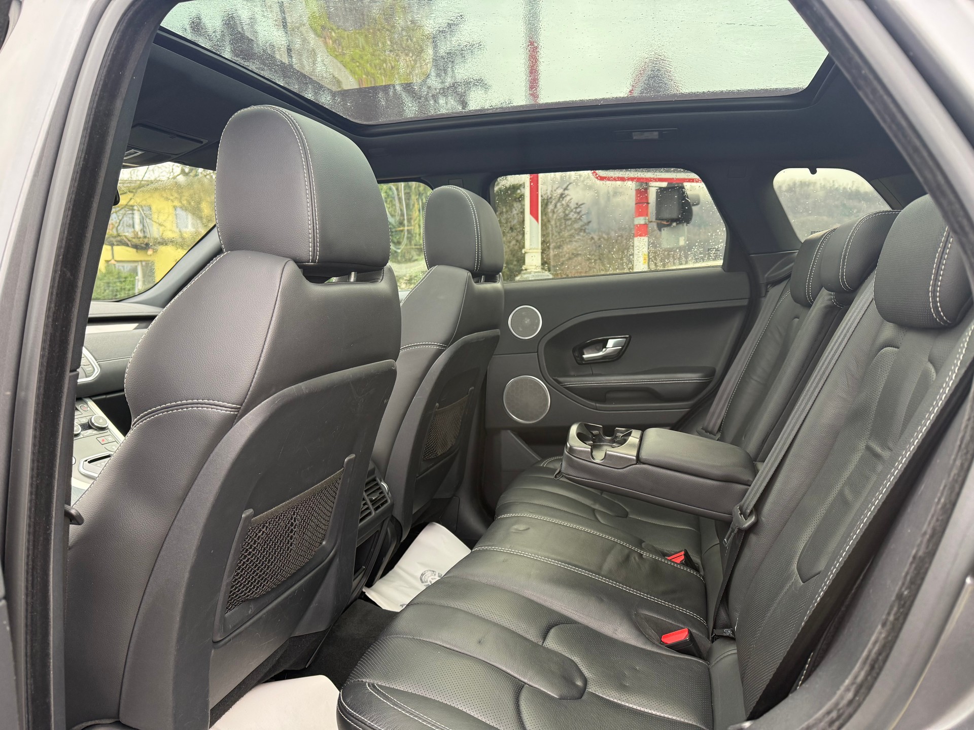LAND ROVER Range Rover Evoque 2.0 Si4 Dynamic AT9-image-9