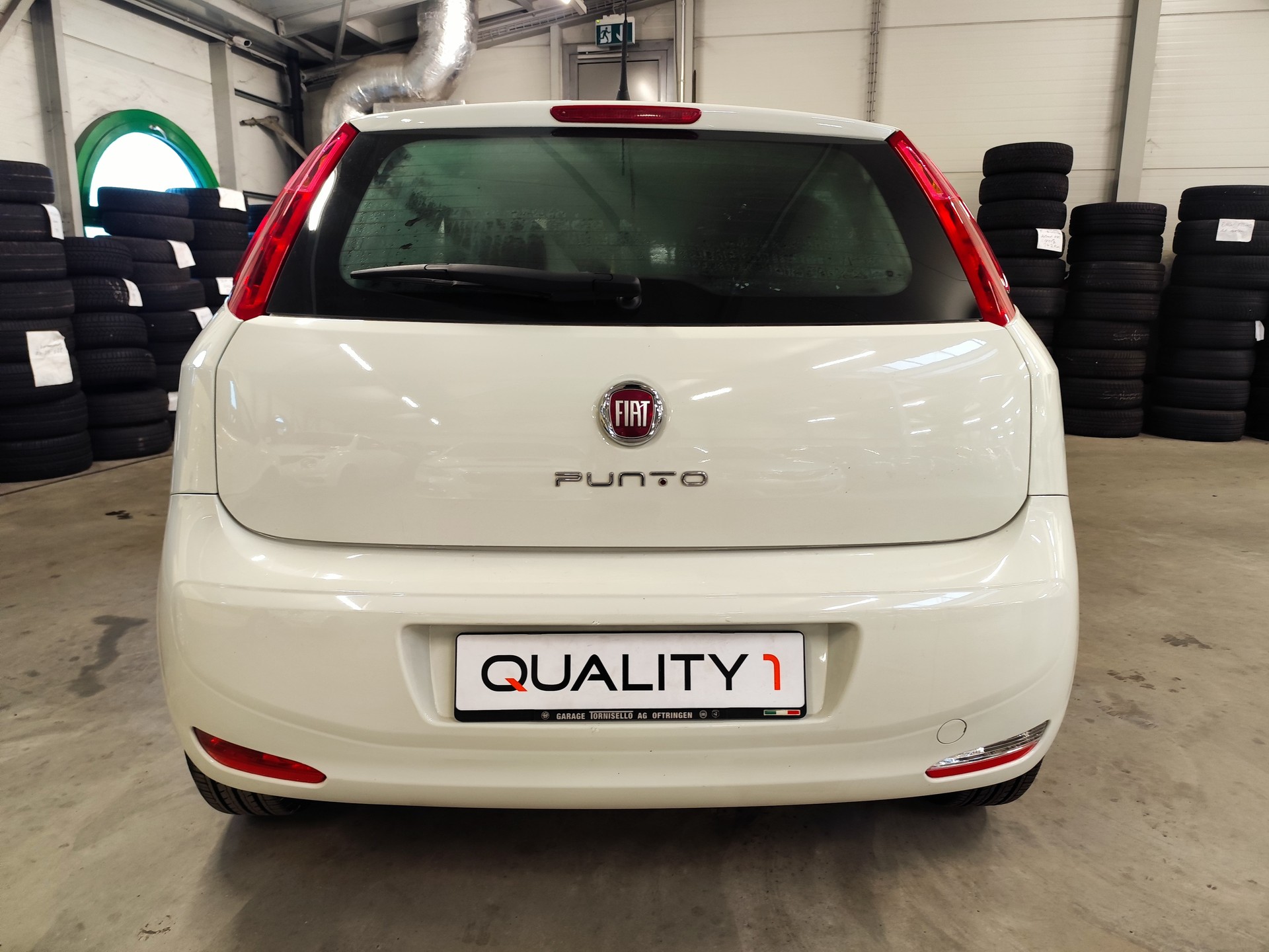 FIAT Punto 1.4 Lounge-image-3