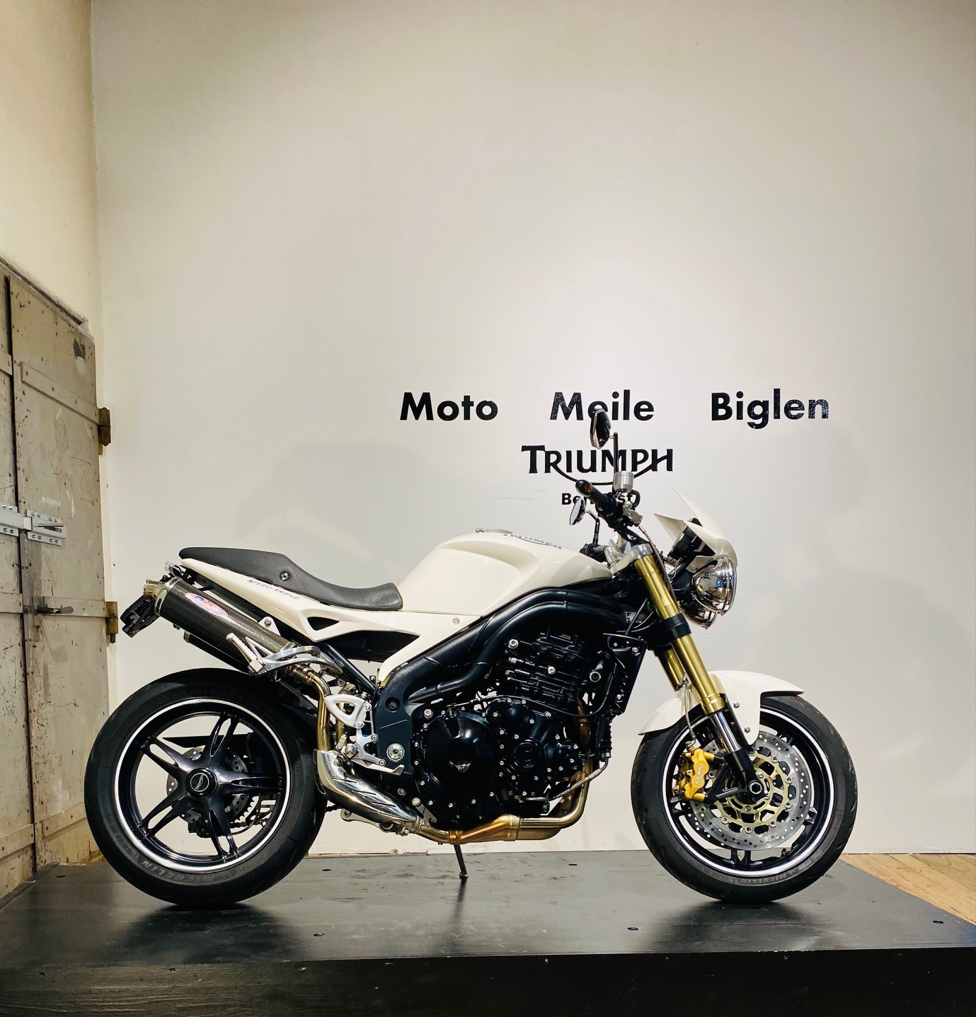 TRIUMPH Speed Triple 1050-image-4