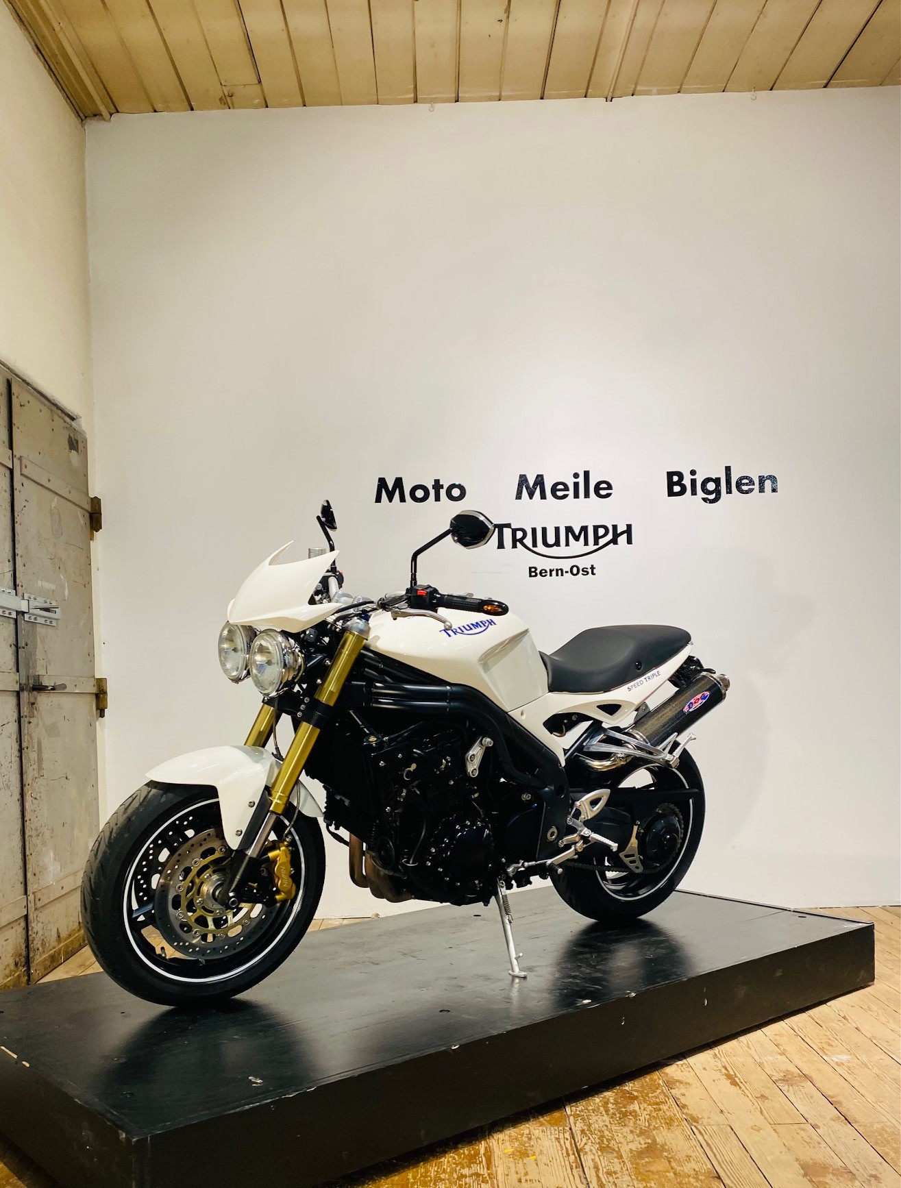 TRIUMPH Speed Triple 1050-image-2