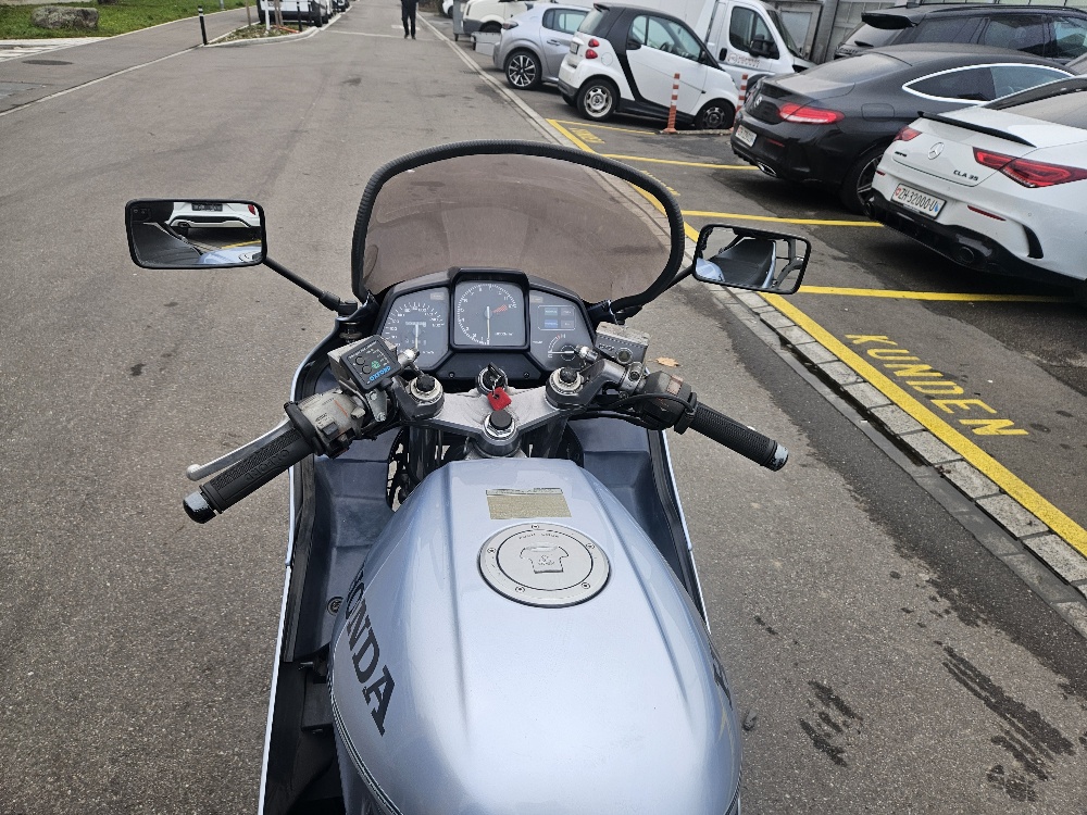 HONDA VFR 750 F G/H-image-10