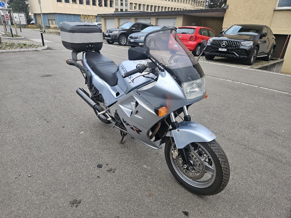 HONDA VFR 750 F G/H-image-2