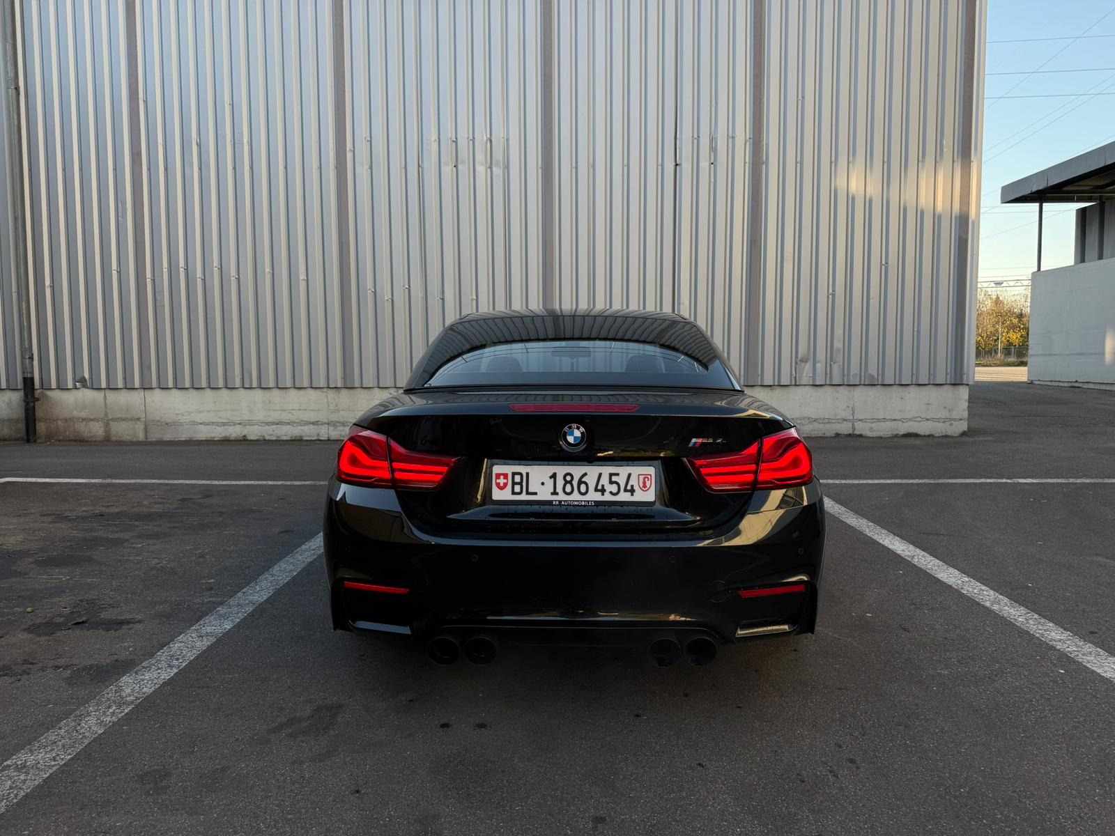 BMW M4 Cabriolet Competition DKG Individual-image-6