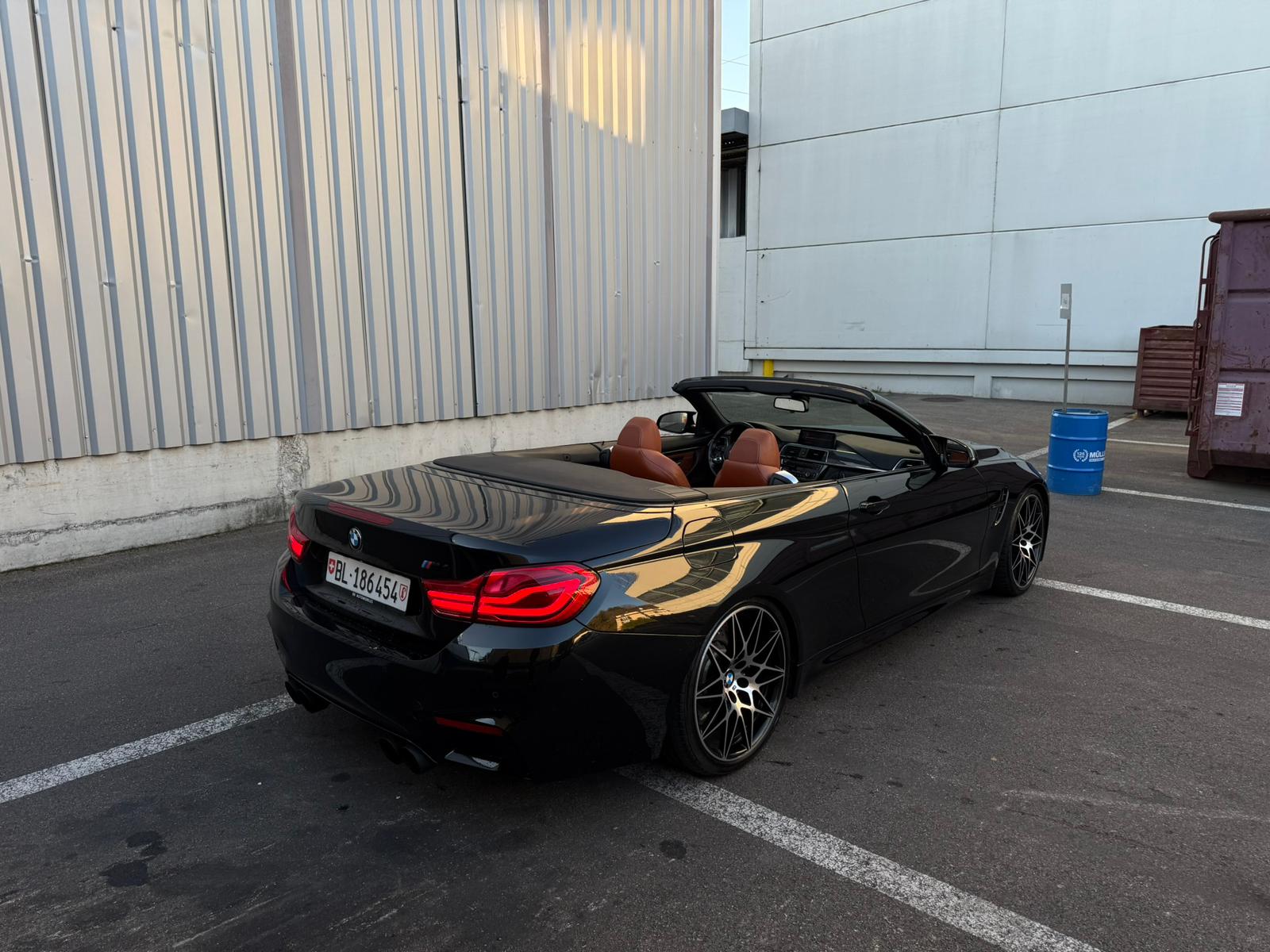 BMW M4 Cabriolet Competition DKG Individual-image-5
