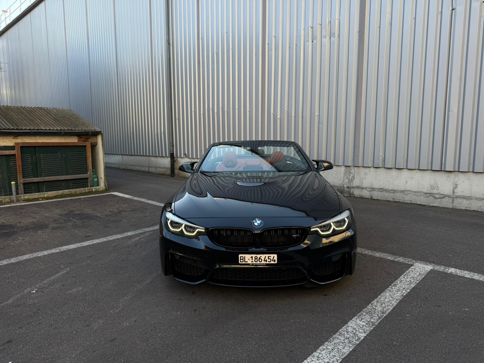 BMW M4 Cabriolet Competition DKG Individual-image-2