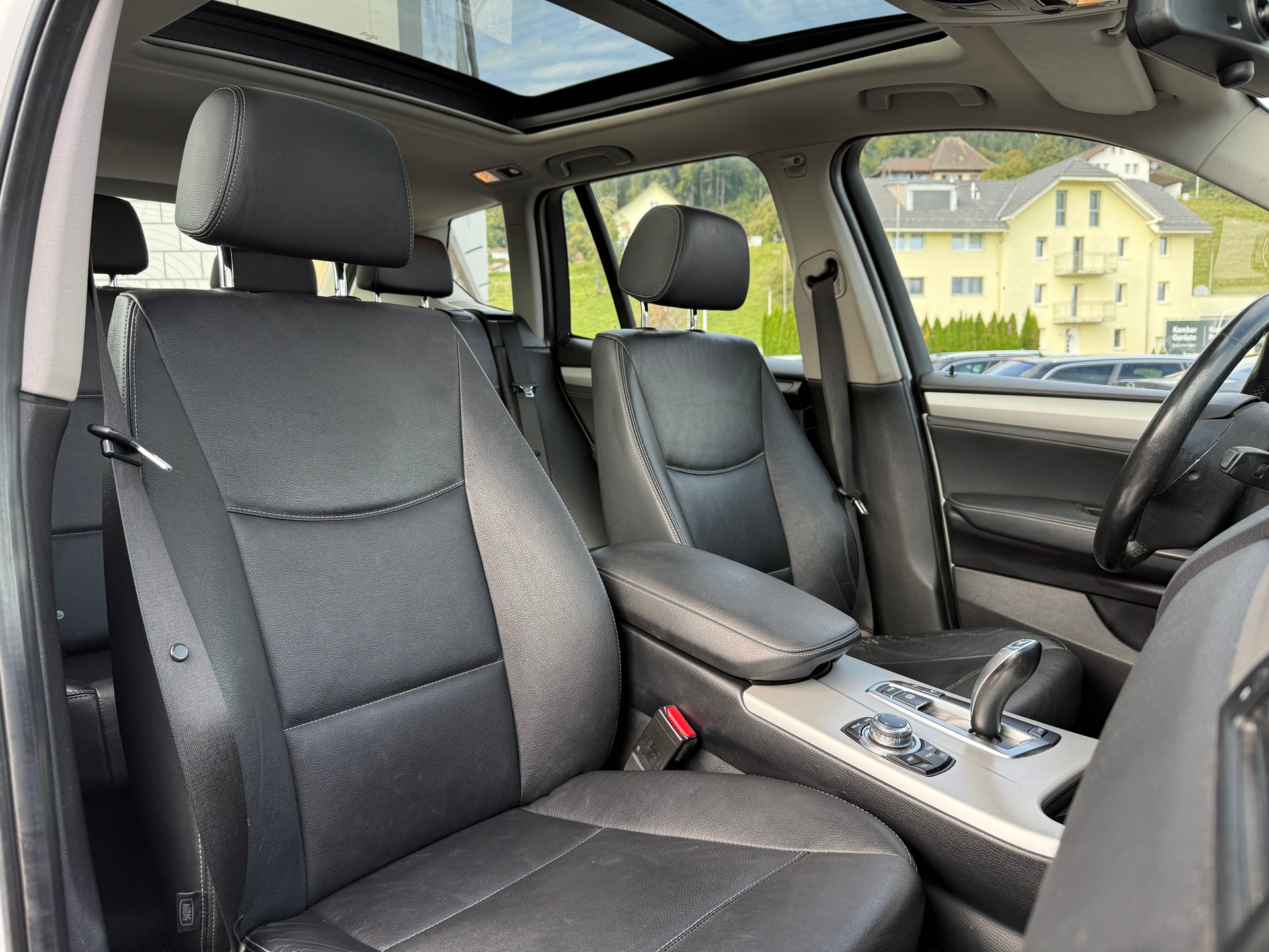 BMW X3 xDrive 35i Steptronic M-Sportpaket-image-9