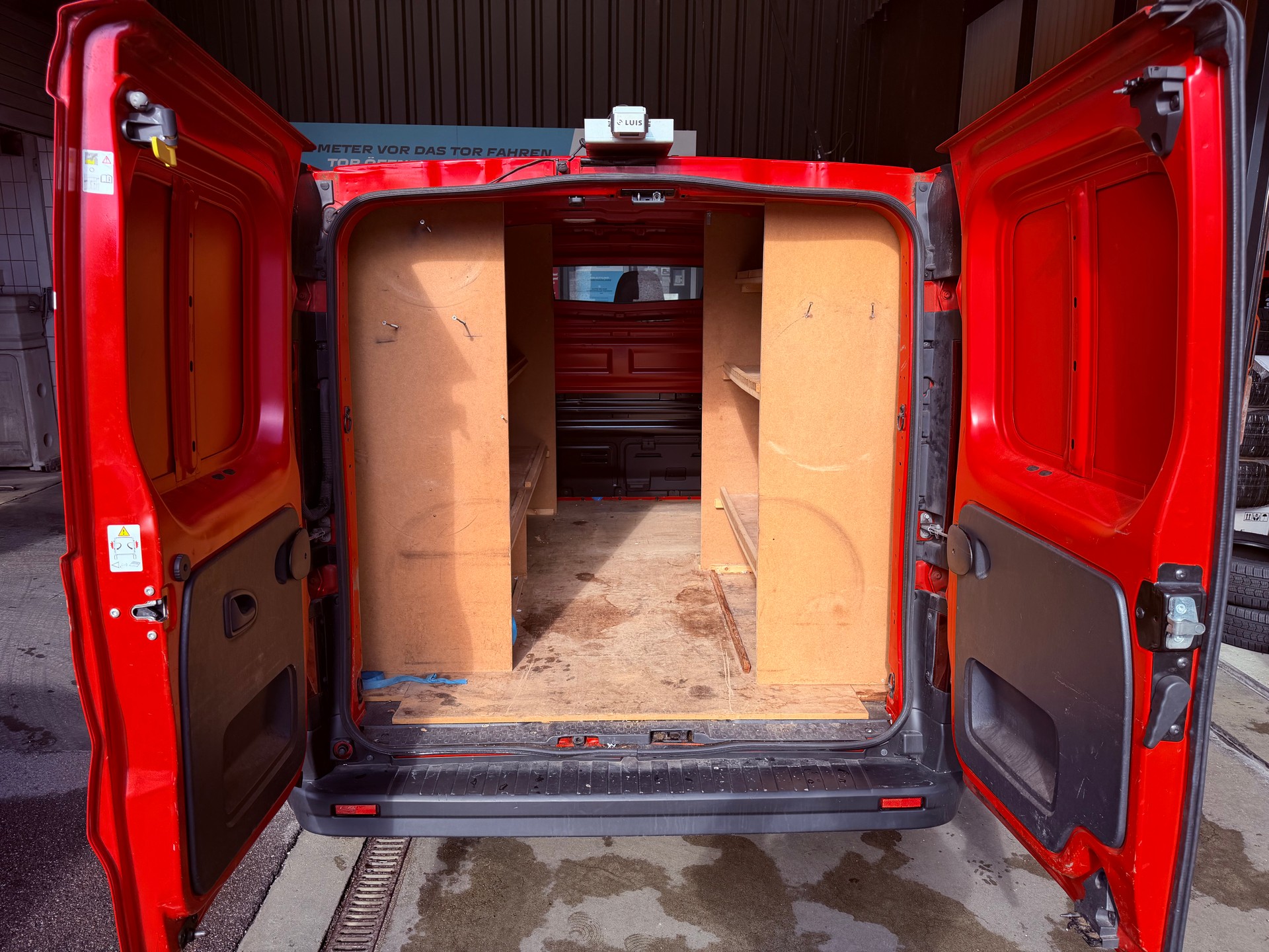 RENAULT Trafic 1.6 dCi 90 2.9t Access L1H1-image-9
