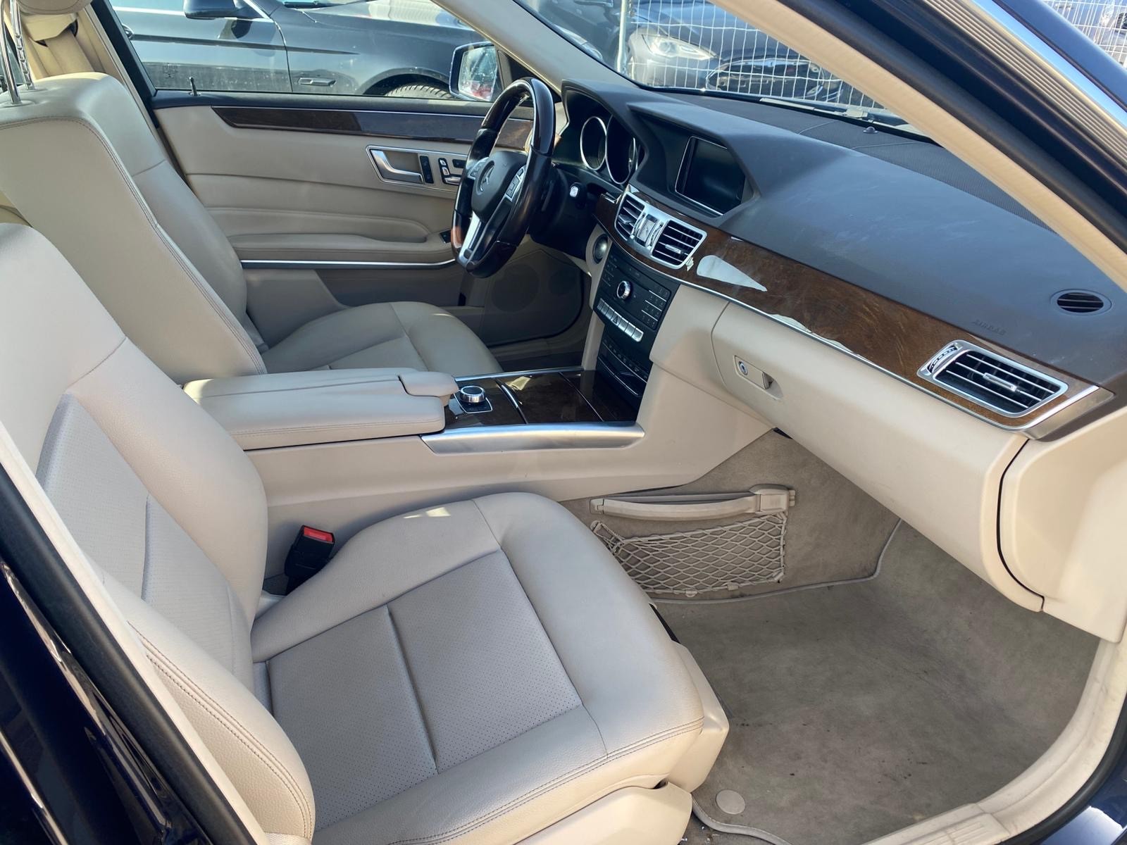 MERCEDES-BENZ E 350-image-10