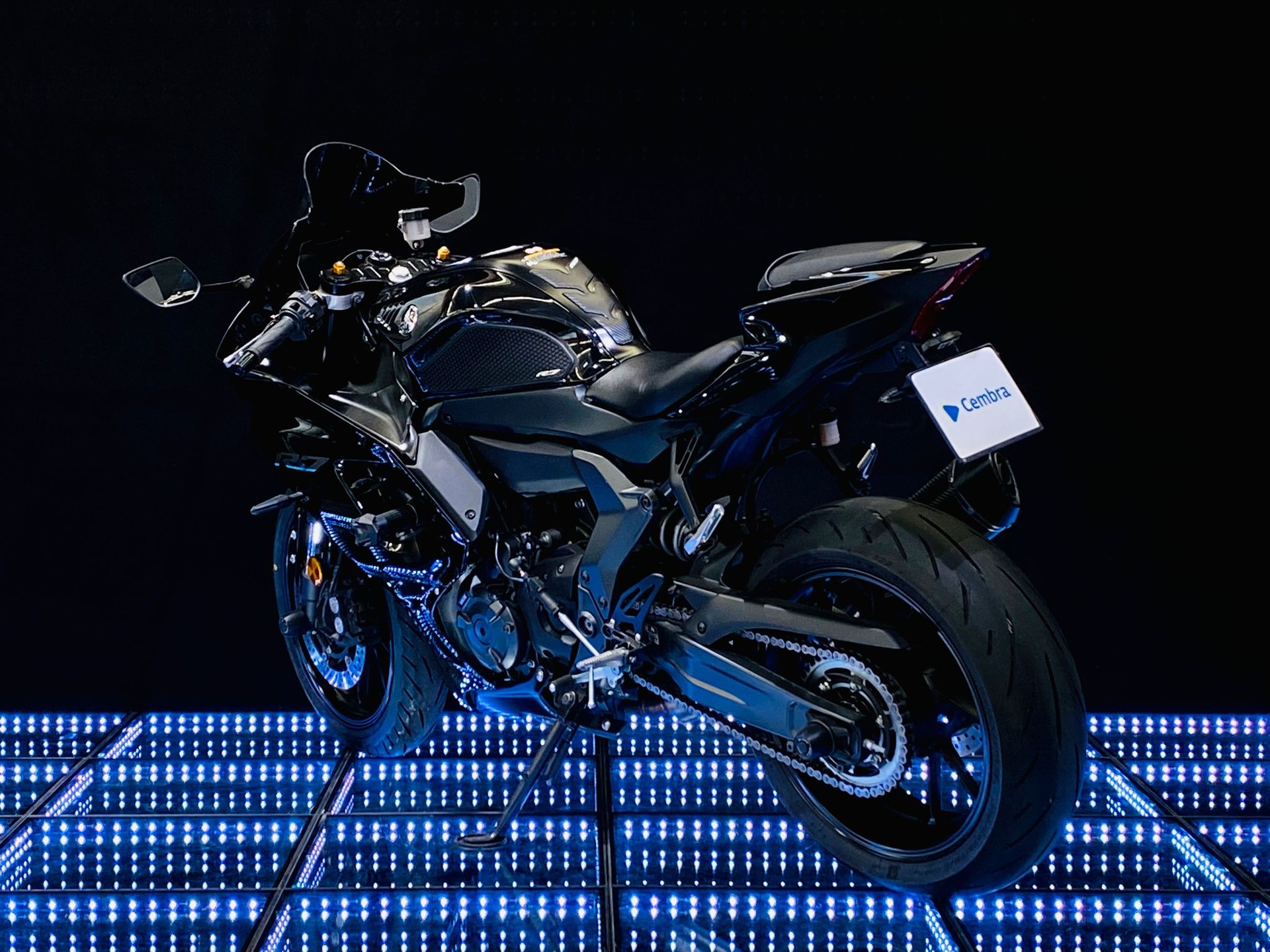 YAMAHA YZF-R7 (35kW)-image-4