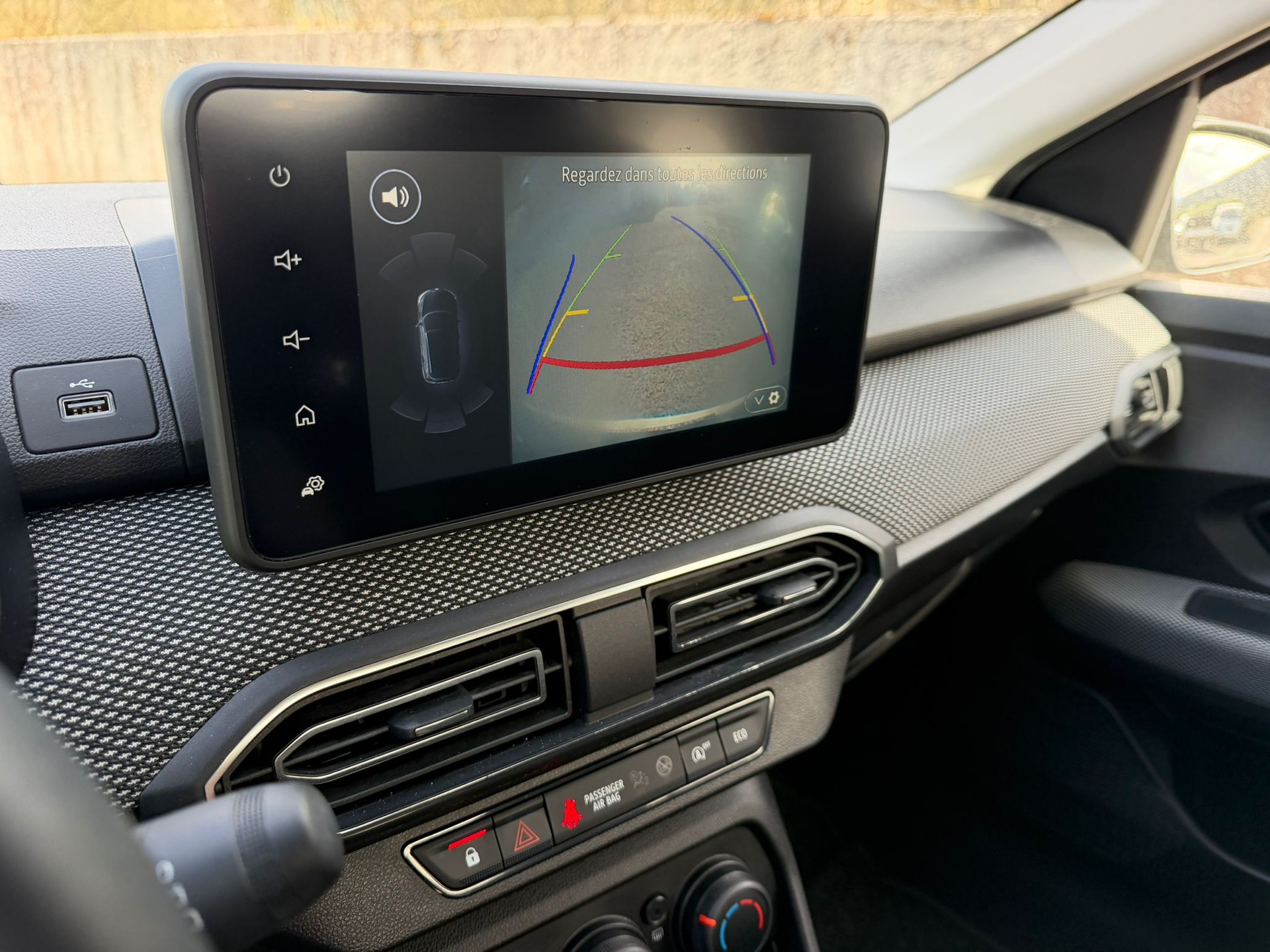 DACIA Sandero TCe 90 Expression CVT-image-7