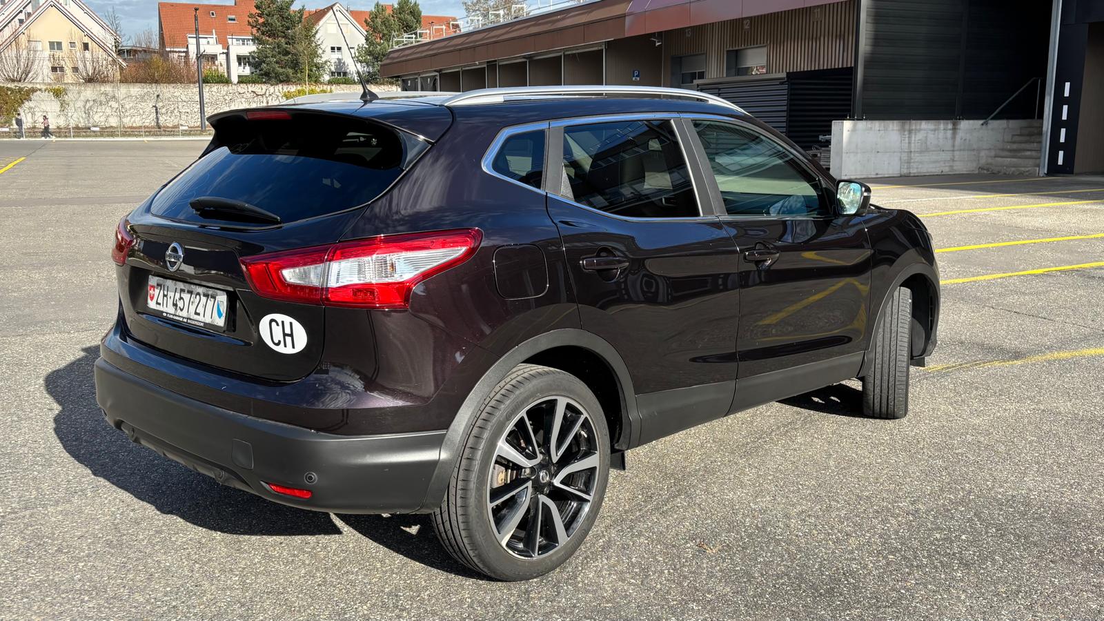 NISSAN Qashqai 1.6 dCi tekna Xtronic CVT-image-2