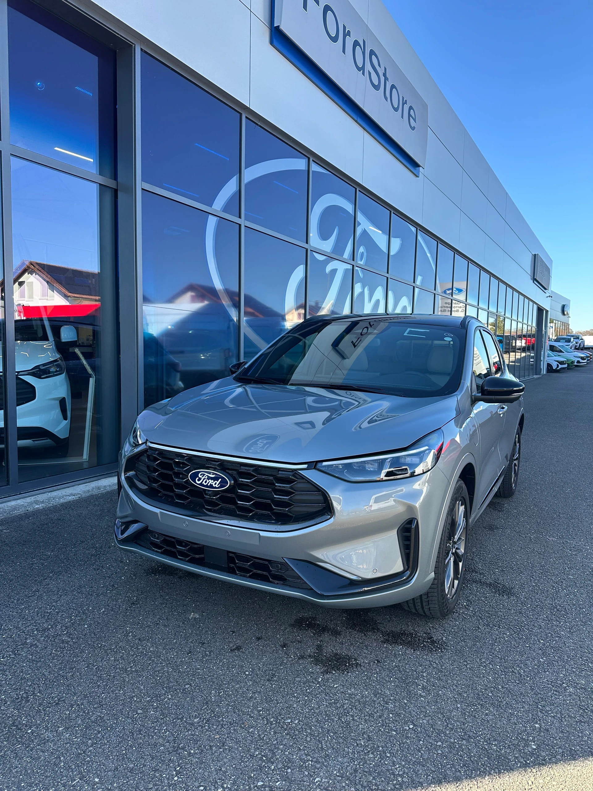 FORD Kuga 2.5 Plug-in Hybrid Sound PHEV