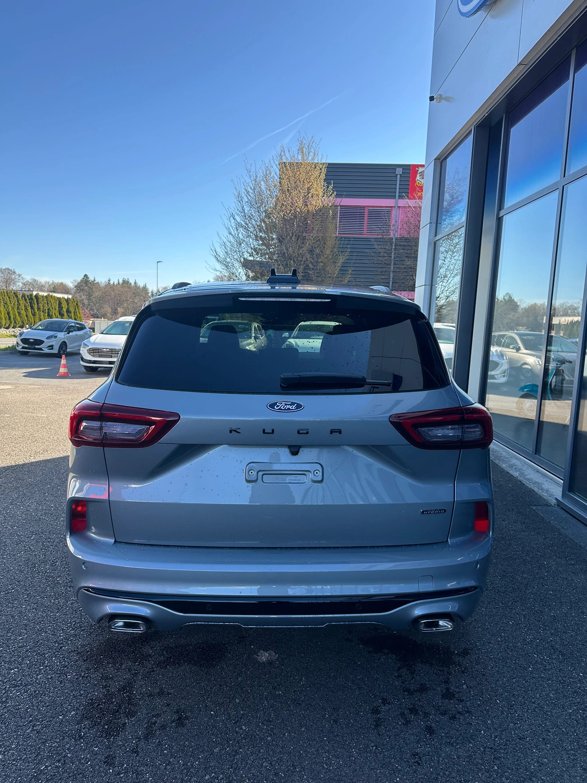 FORD Kuga 2.5 Plug-in Hybrid Sound PHEV-image-4