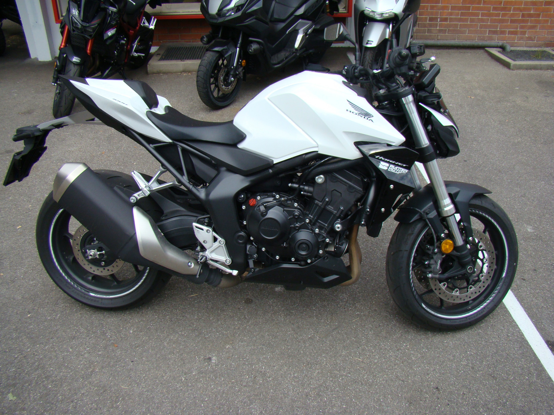 HONDA CB 1000 Hornet-image-2