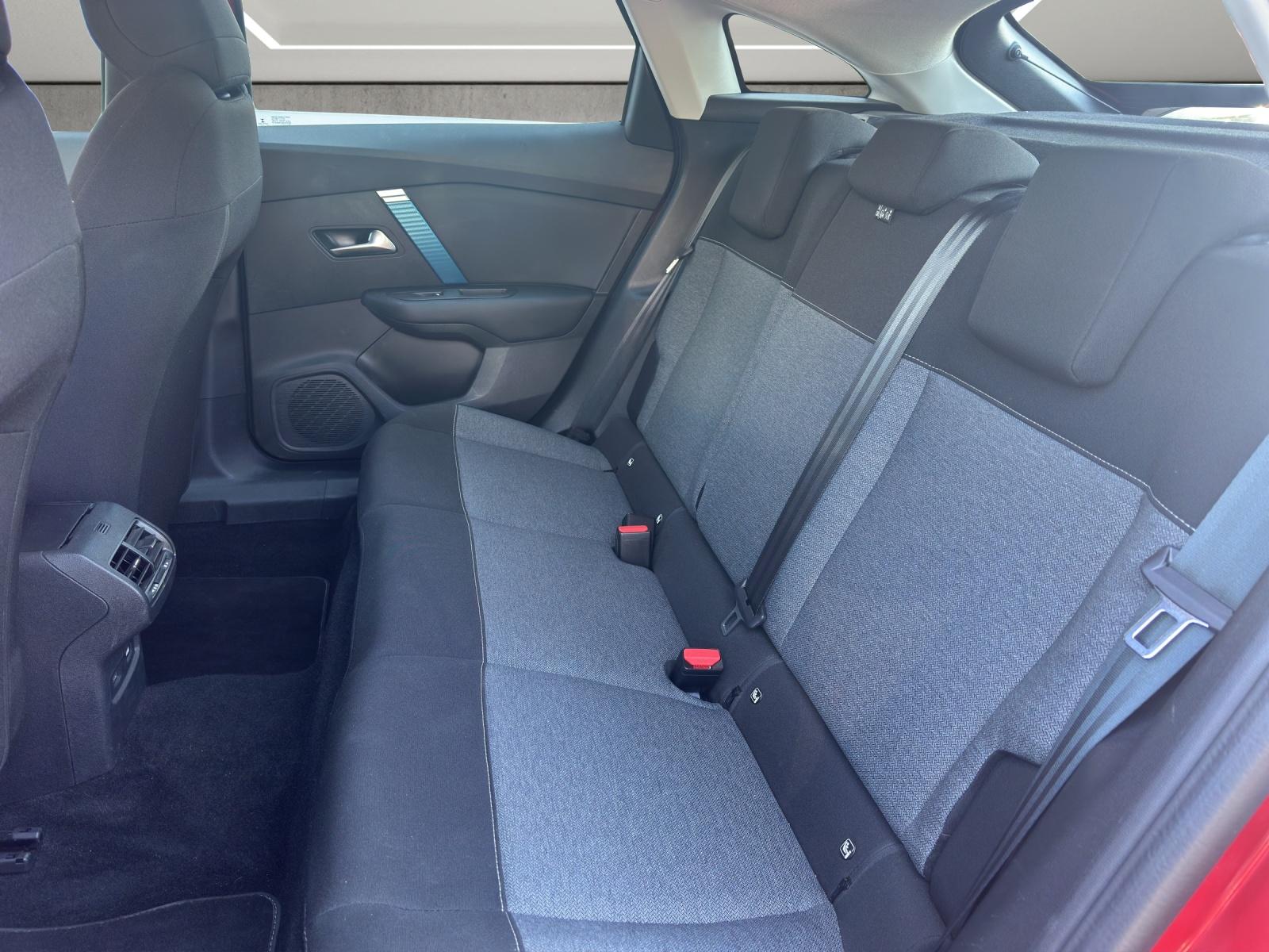 CITROEN e-C4 Swiss Edition-image-9