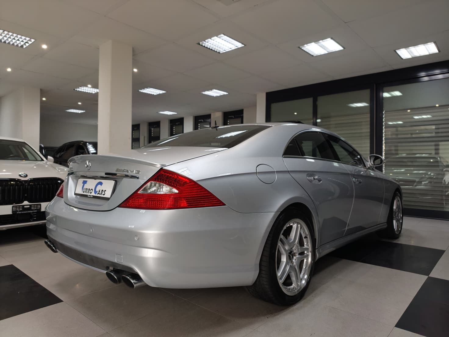 MERCEDES-BENZ CLS 55 AMG Automatic-image-6