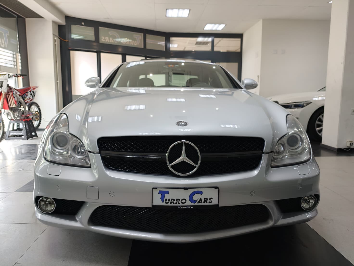 MERCEDES-BENZ CLS 55 AMG Automatic-image-1