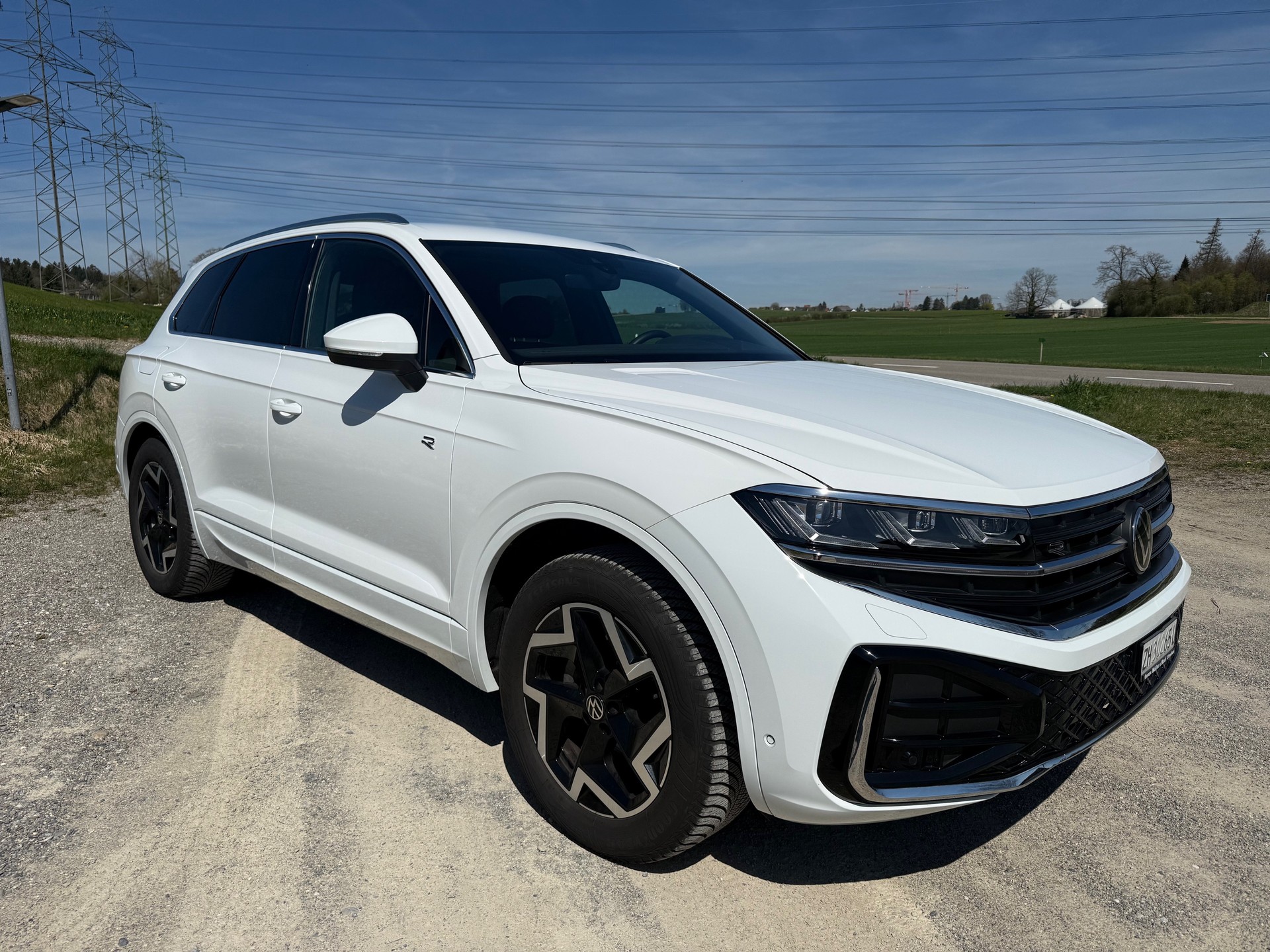 VW Touareg 3.0 TDI Elegance Tiptronic R-Line-image-3
