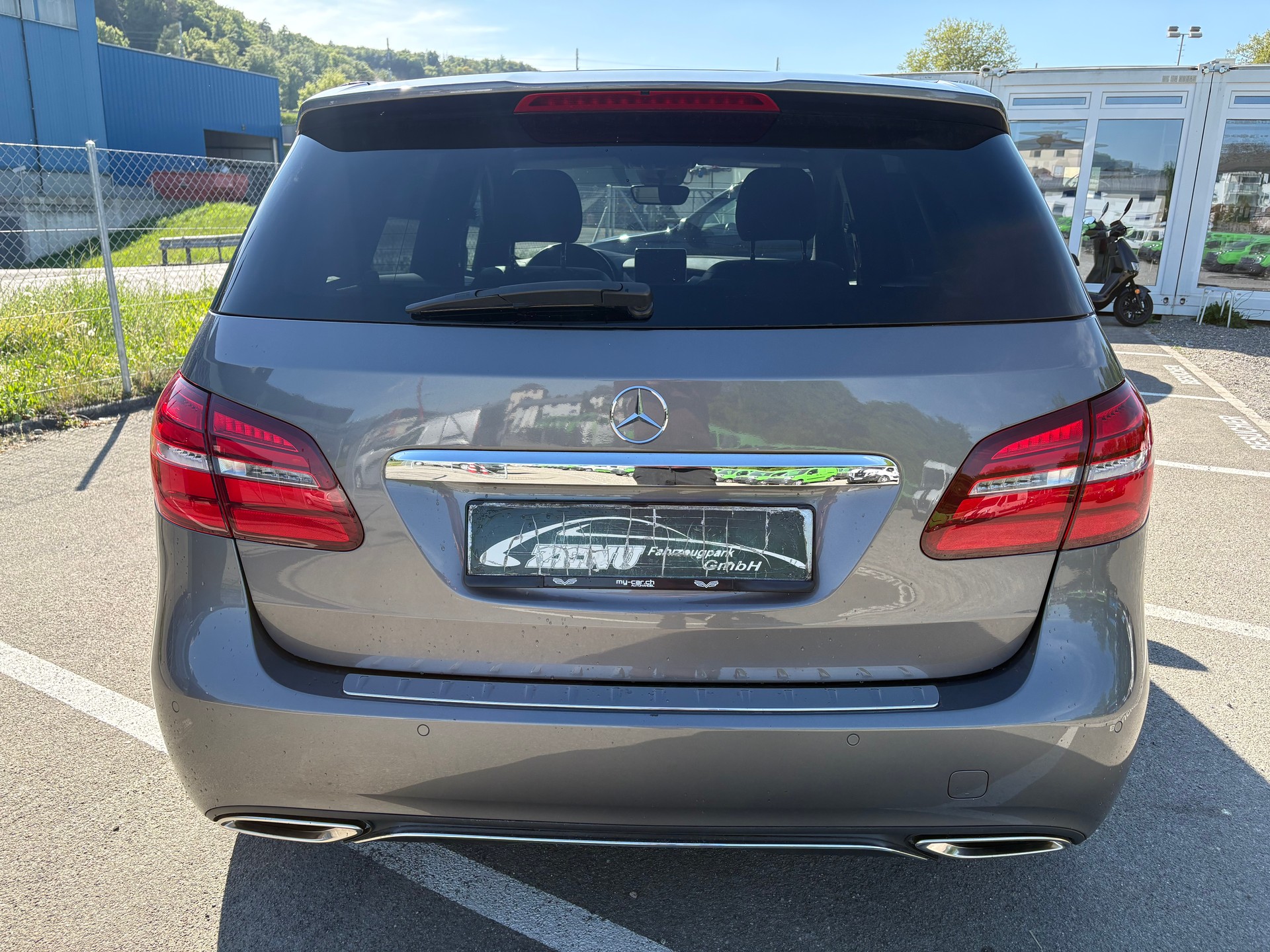 MERCEDES-BENZ B 220 CDI Swiss Star Edition 4Matic-image-5