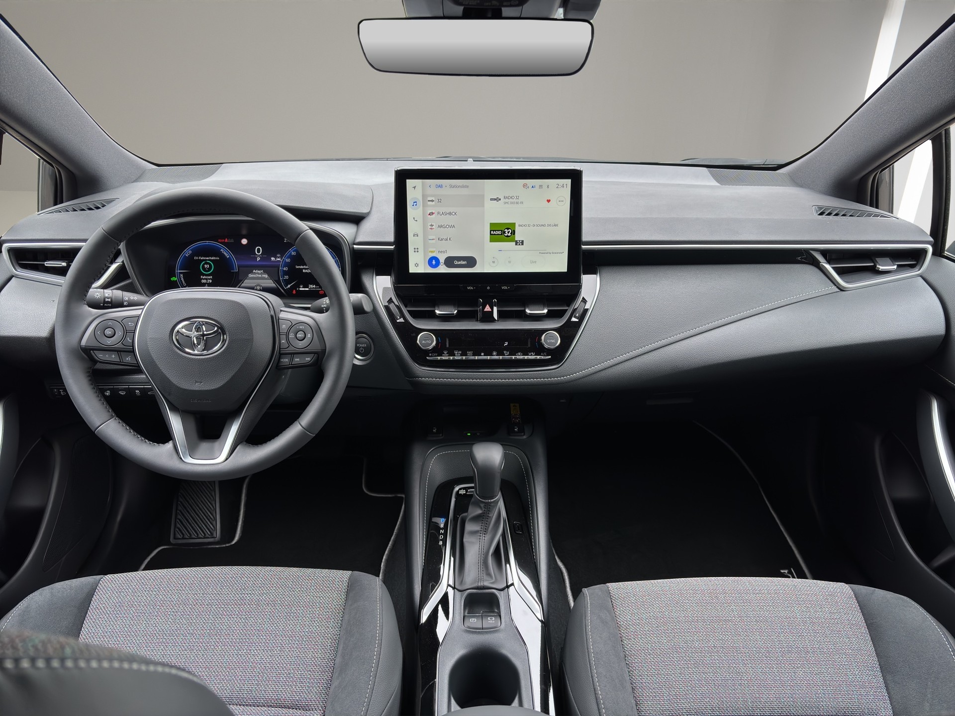 TOYOTA Corolla Touring Sports 1.8 HSD Trend e-CVT-image-14