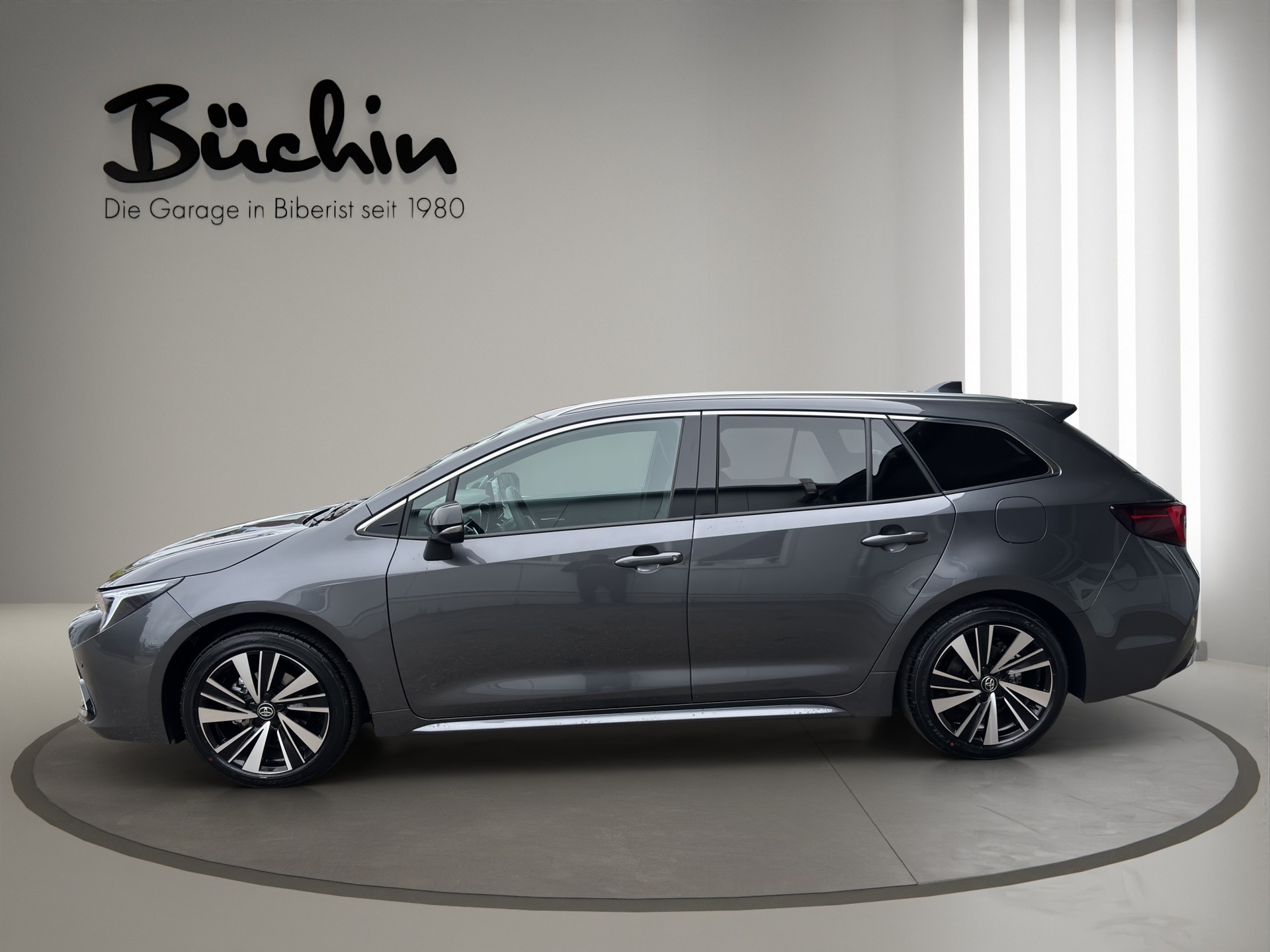 TOYOTA Corolla Touring Sports 1.8 HSD Trend e-CVT-showroom-element-3