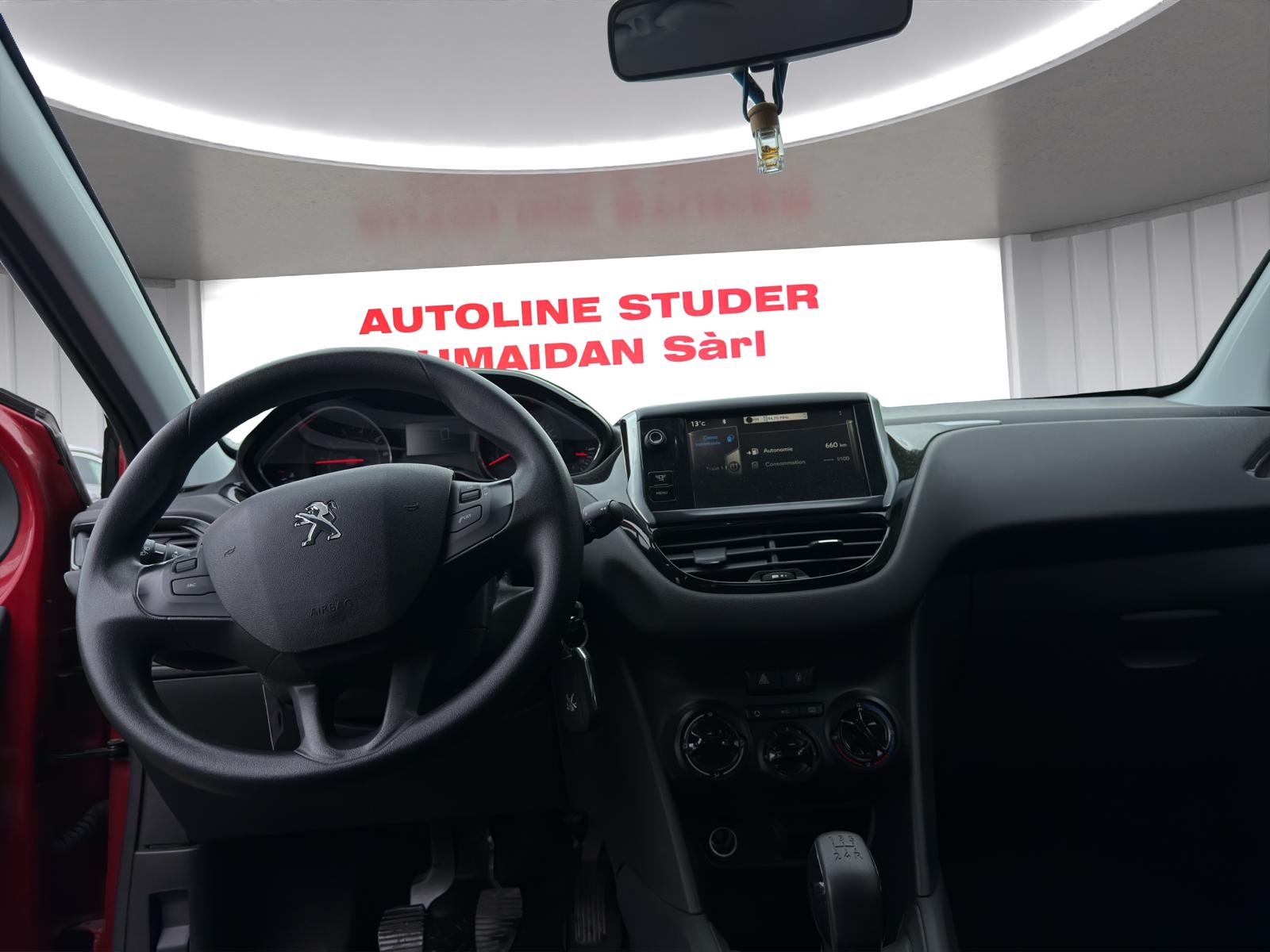 PEUGEOT 208 1.2 VTI Active-image-7