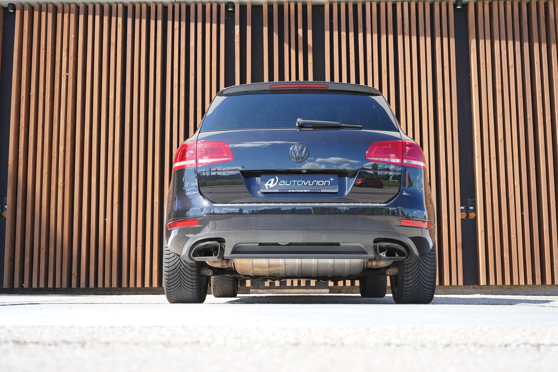 VW TOUAREG 3.0 TDI BLUEMOTION TECHNOLOGY BLACK TIPTORNIC l 245 PS-image-17