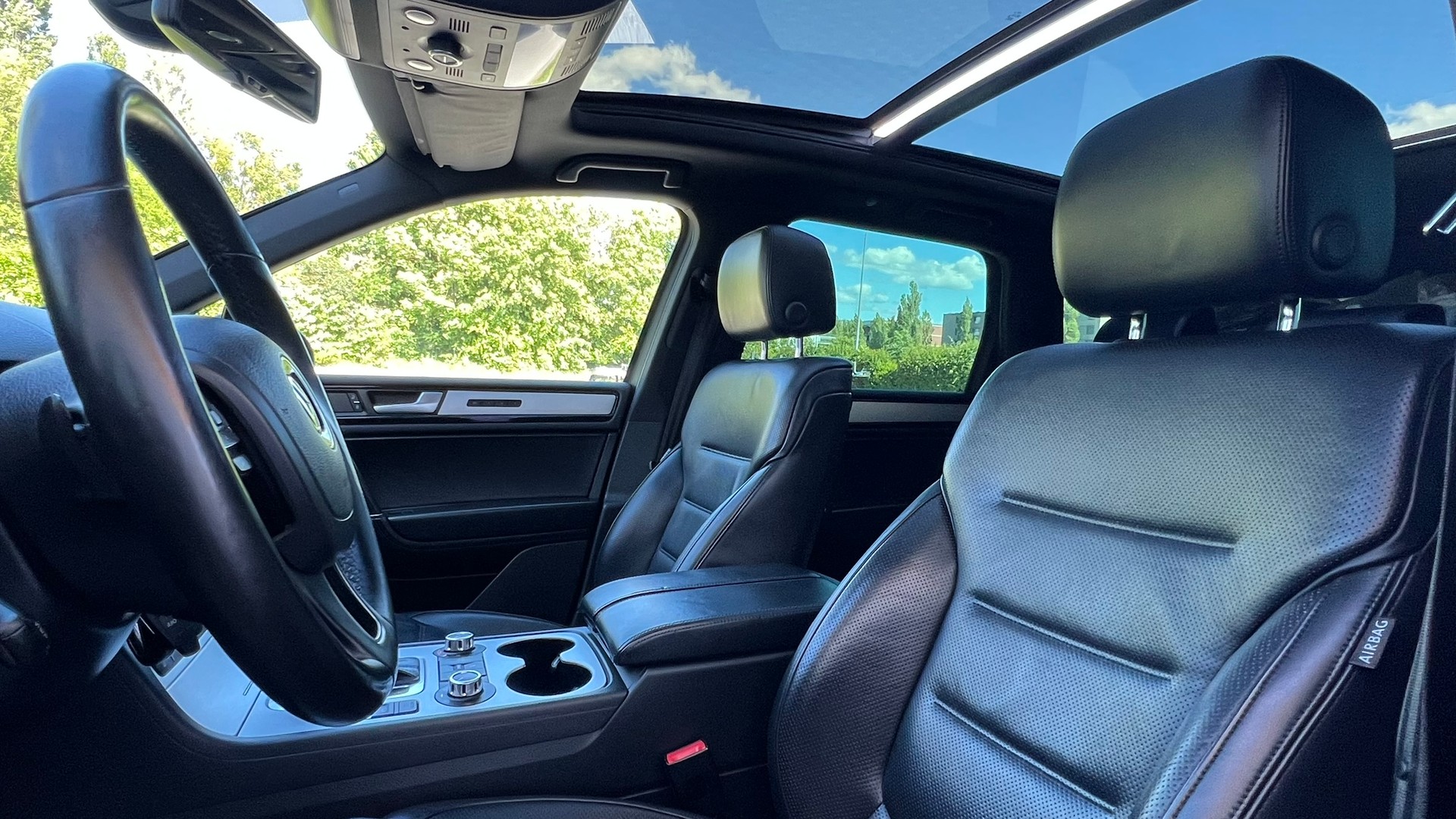 VW TOUAREG 3.0 TDI BLUEMOTION TECHNOLOGY BLACK TIPTORNIC l 245 PS-image-23