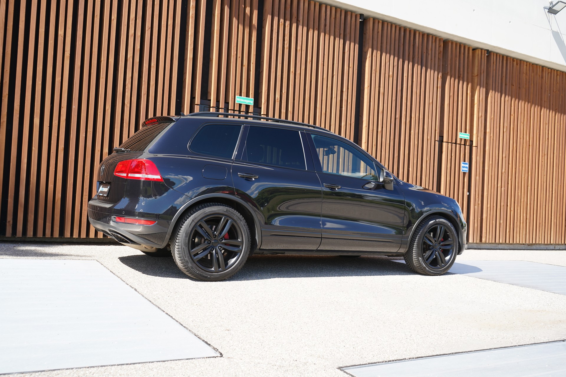 VW TOUAREG 3.0 TDI BLUEMOTION TECHNOLOGY BLACK TIPTORNIC l 245 PS-image-11