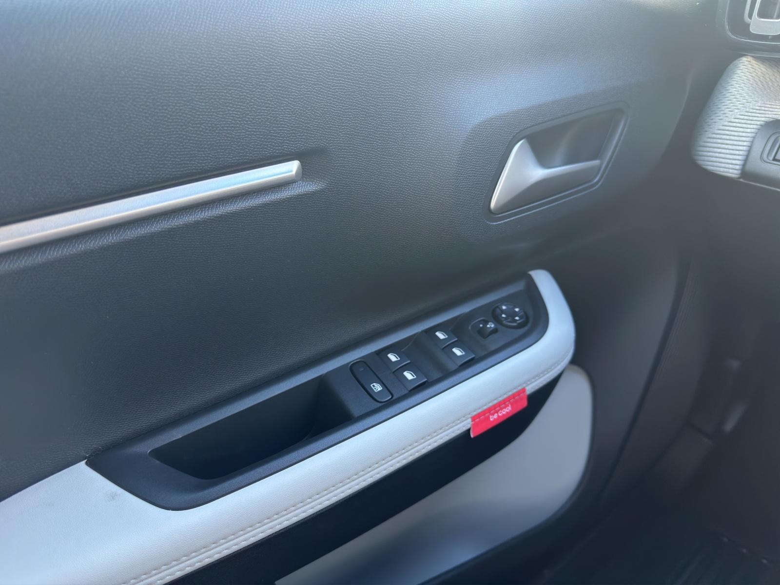 CITROEN C3 1.2 Hybrid 110 Max-image-10