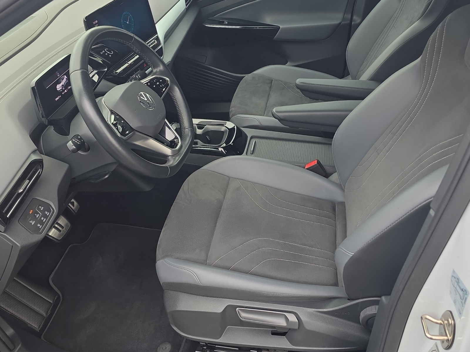 VW ID.5 Pro Performance 77 kWh-showroom-element-3