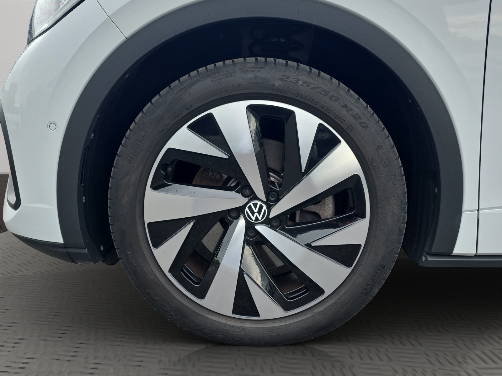 VW ID.5 Pro Performance 77 kWh-image-6