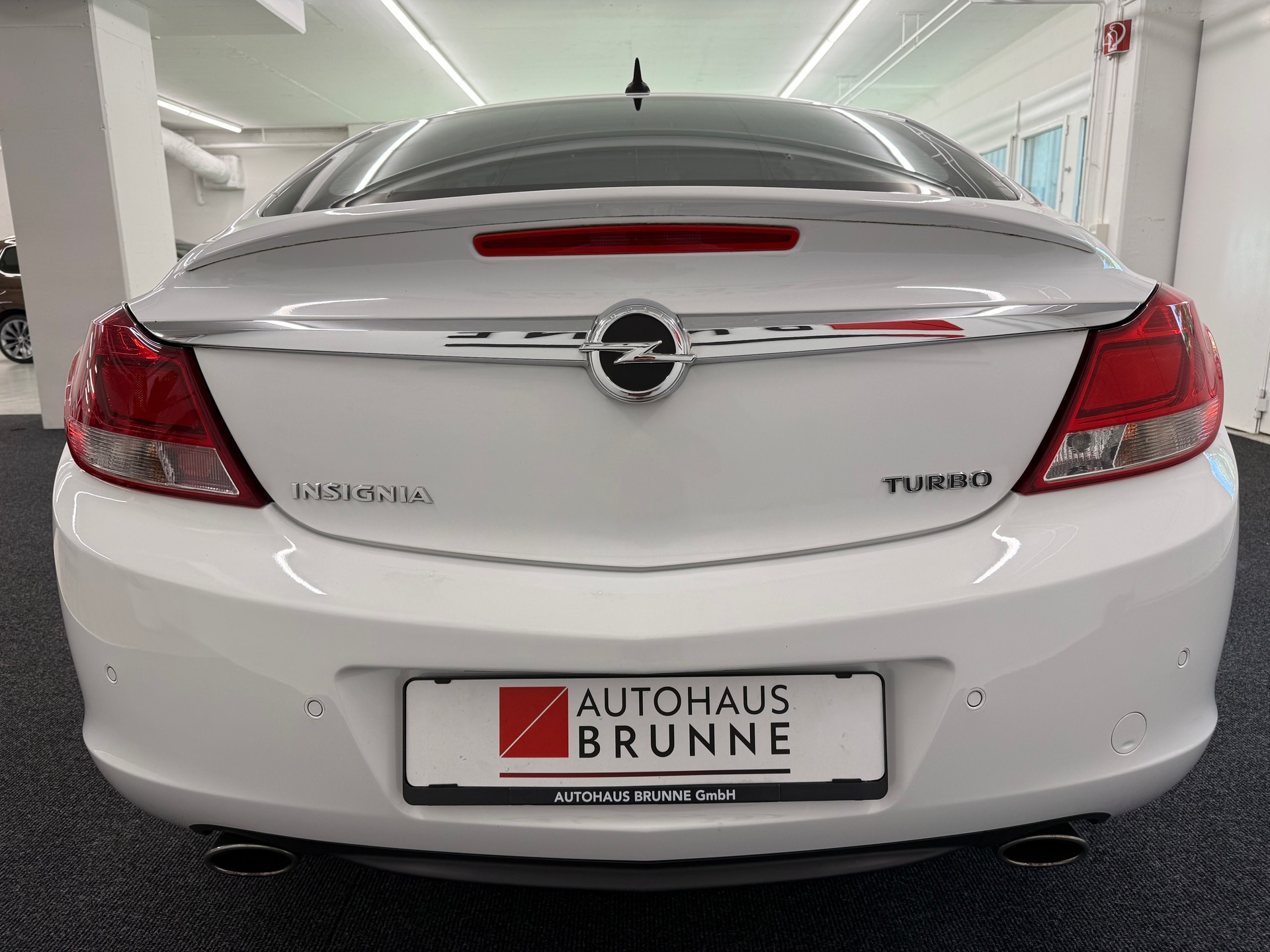 OPEL Insignia 2.0 T Edition Automatik-image-5