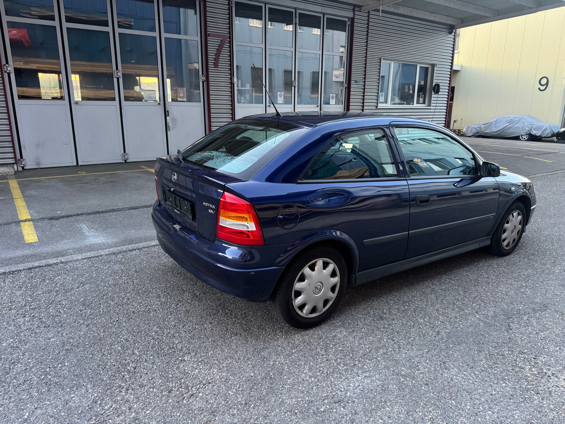 OPEL Astra 1.8i 16V Automatik Comfort-image-5